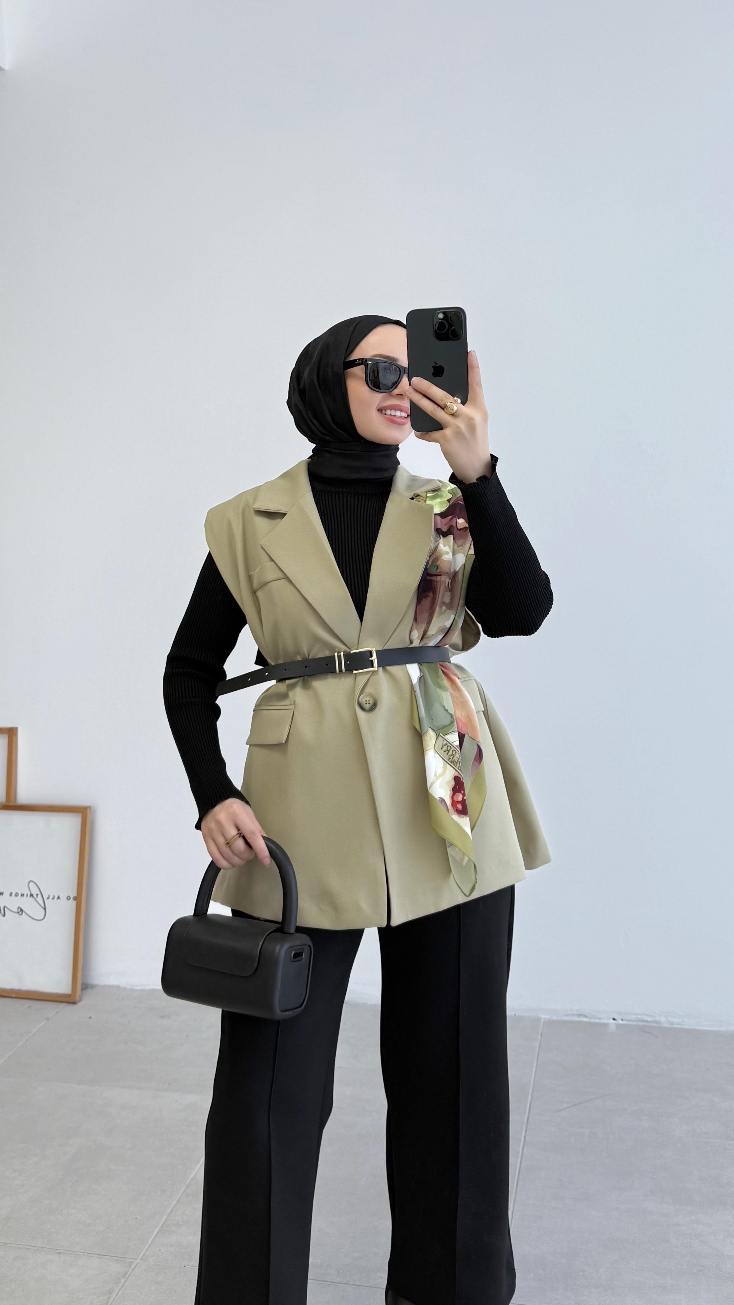 Tegga Yeşil Vatkalı Yelek