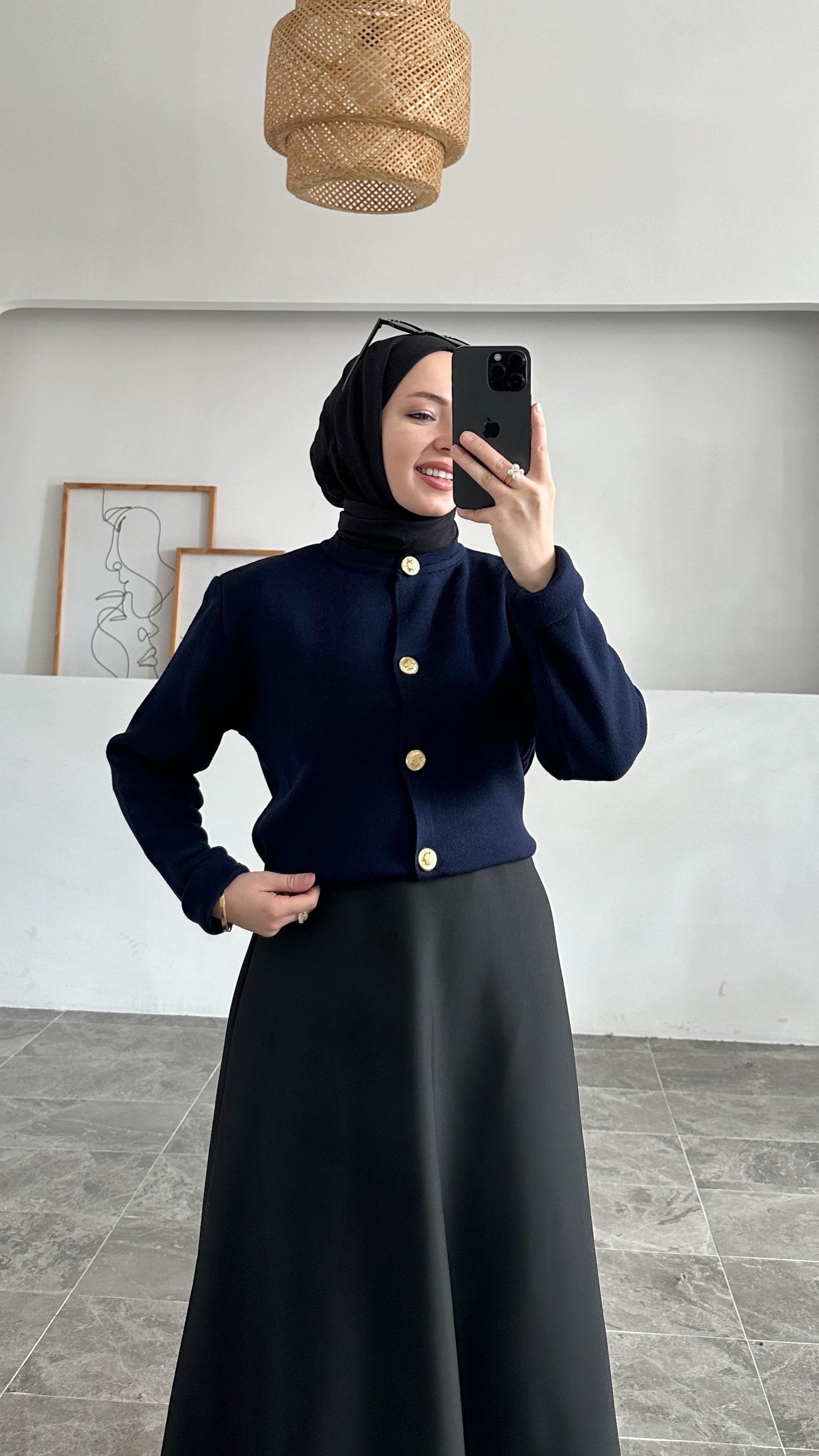 Ursula Zara Model Düz Lacivert Kısa Triko Hırka