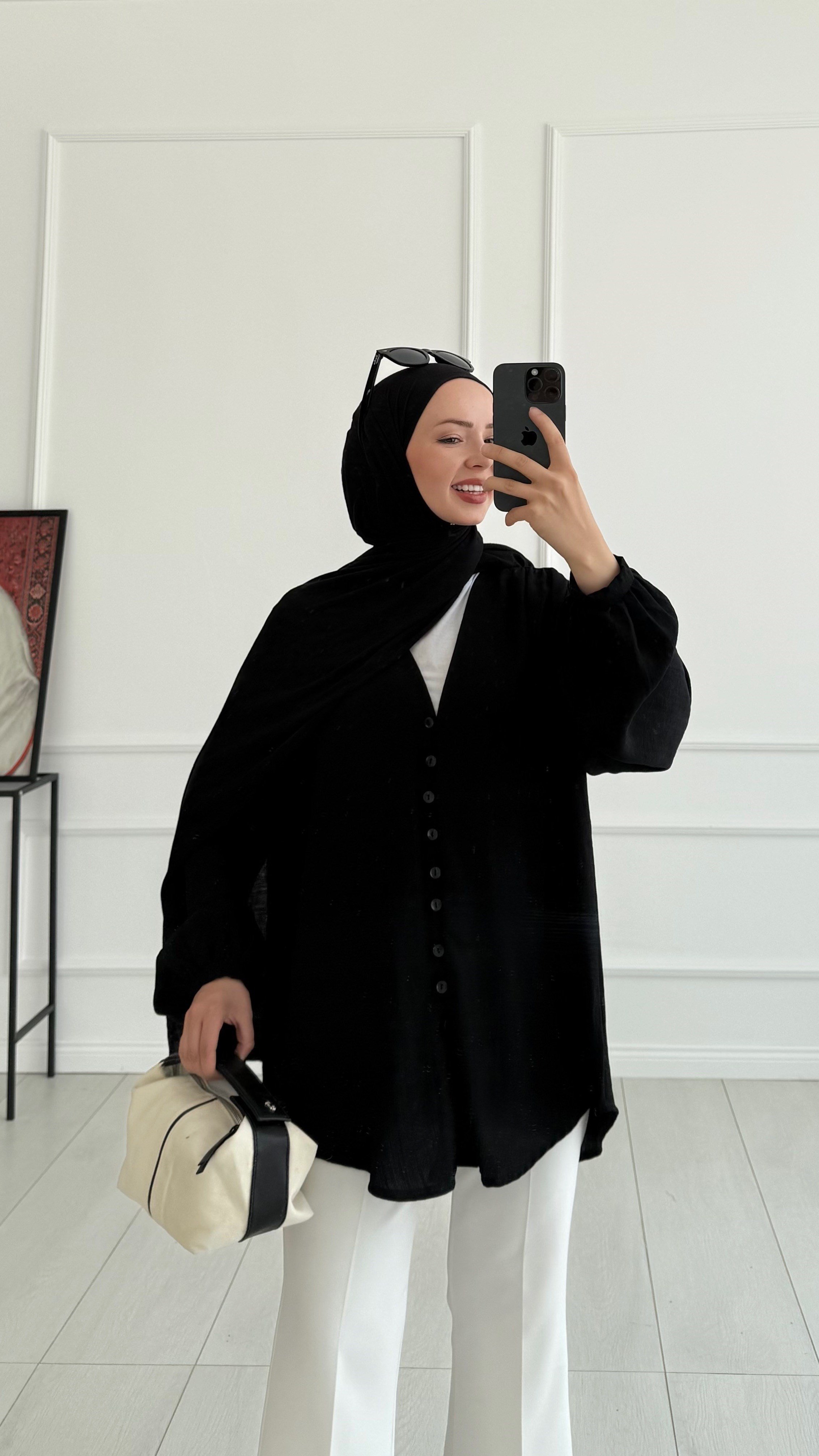 Vera Brit Düğme Siyah Bluz 
