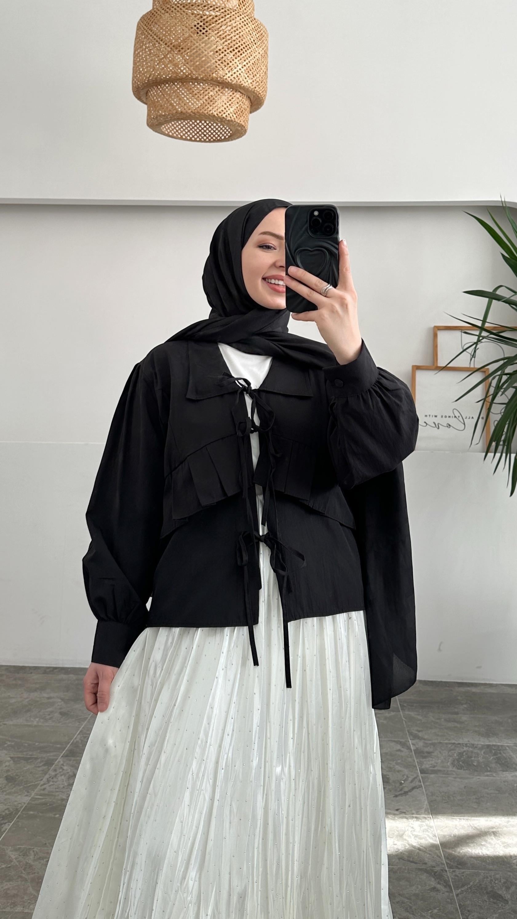 ZRA Pinterest Siyah Gömlek  