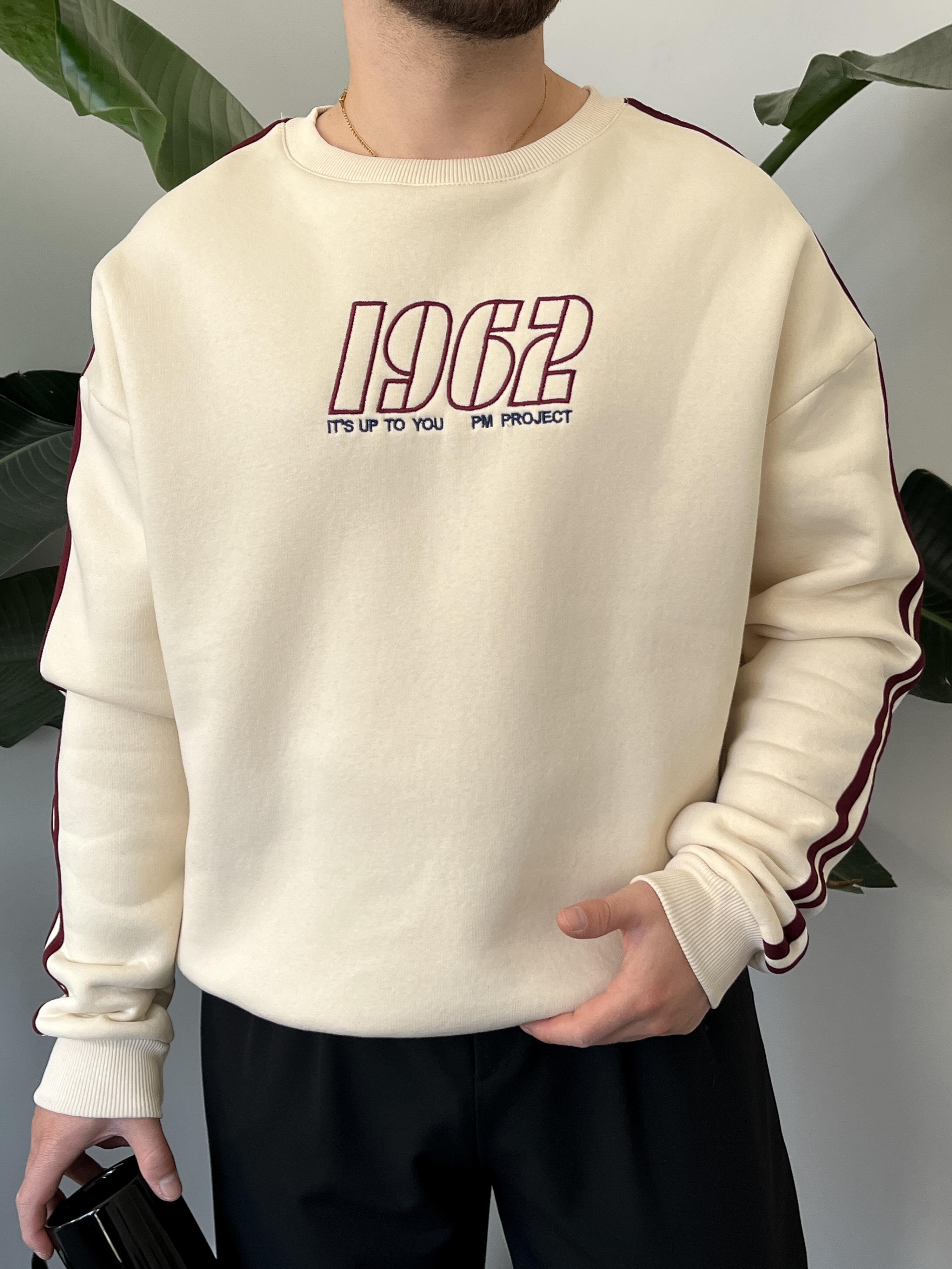 1962 Nakışlı Krem Üç İplik Şardonlu Basic Sweatshirt
