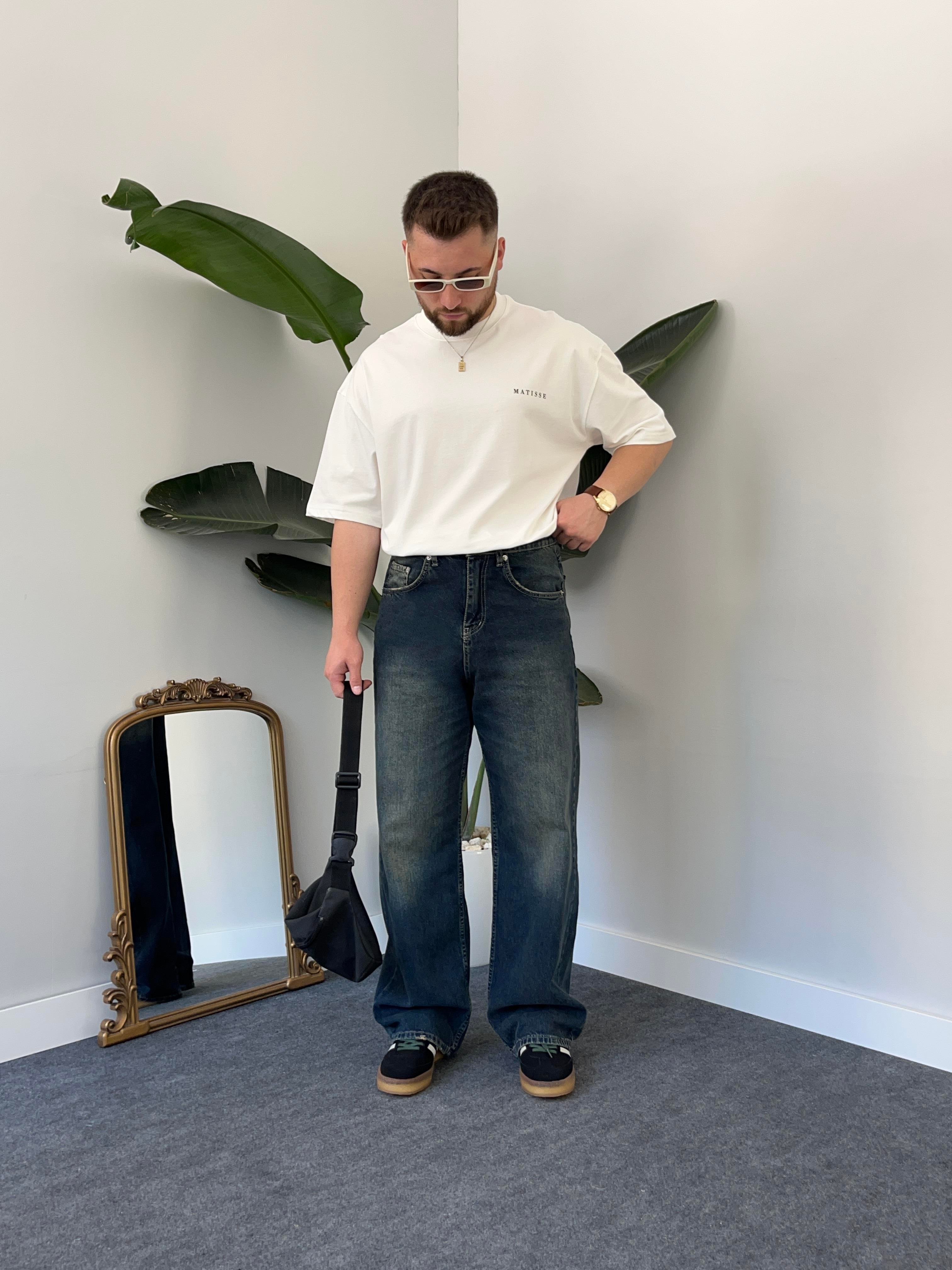 Blue Tint  Acid-Wash Baggy Jean