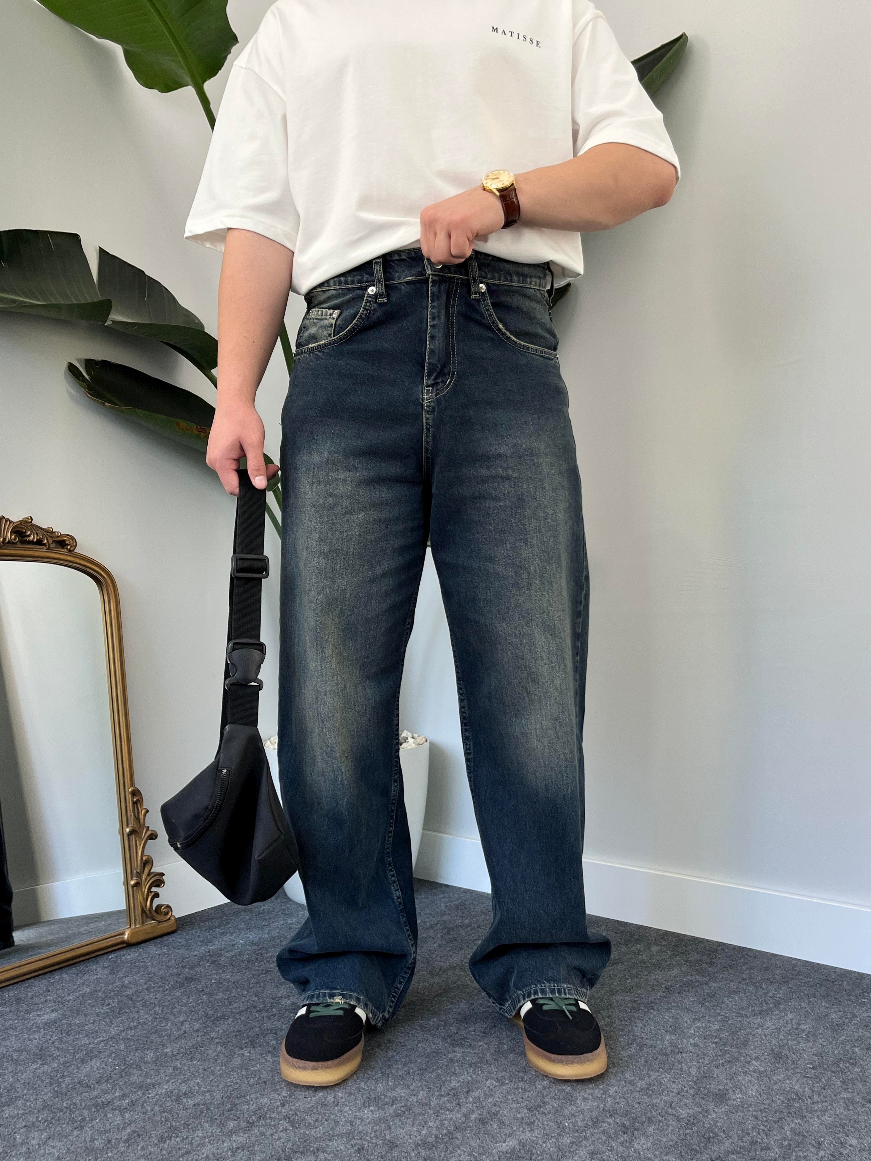 Blue Tint  Acid-Wash Baggy Jean