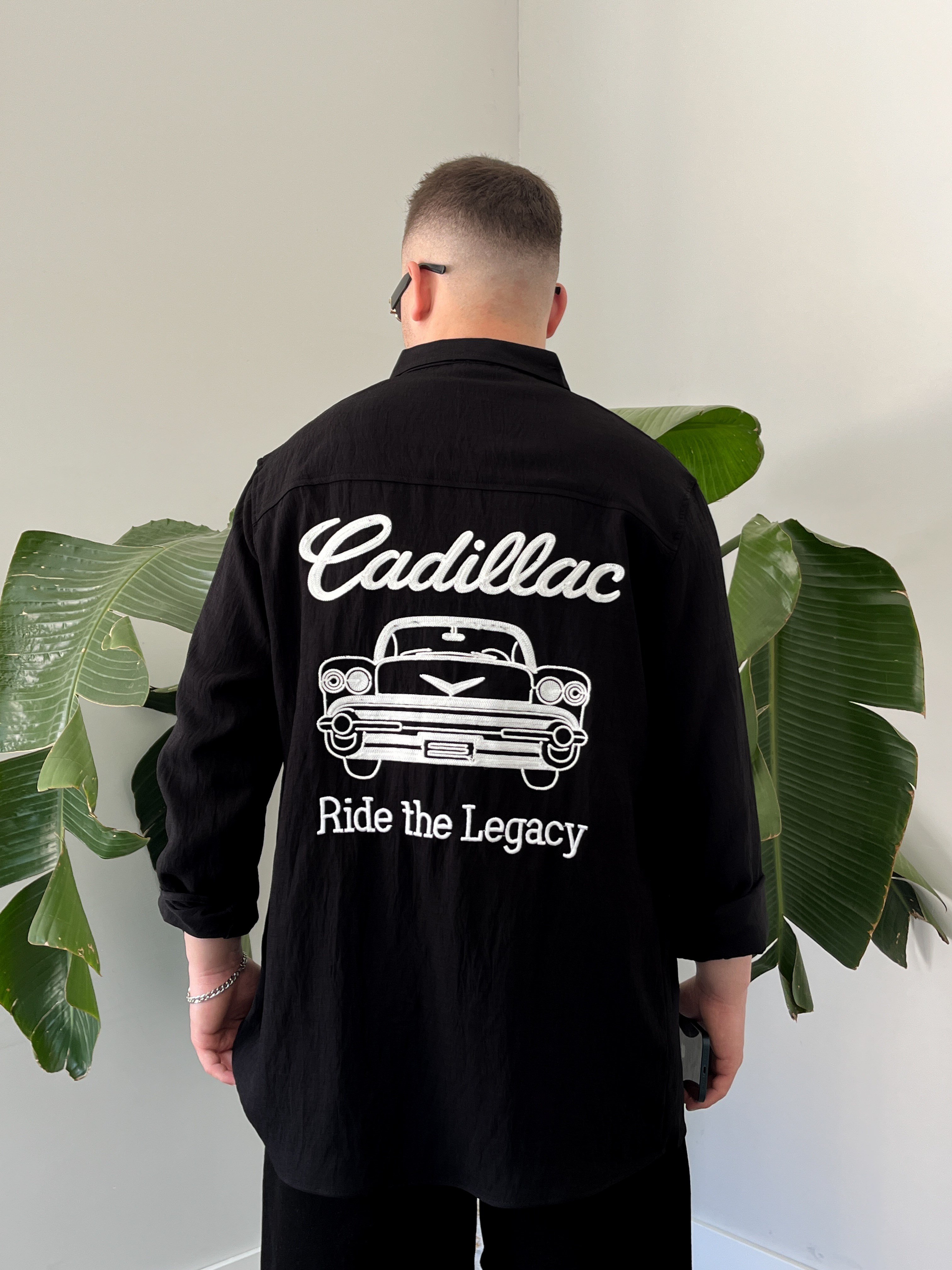 Cadillac Nakış İşlemeli Siyah Oversize Gömlek