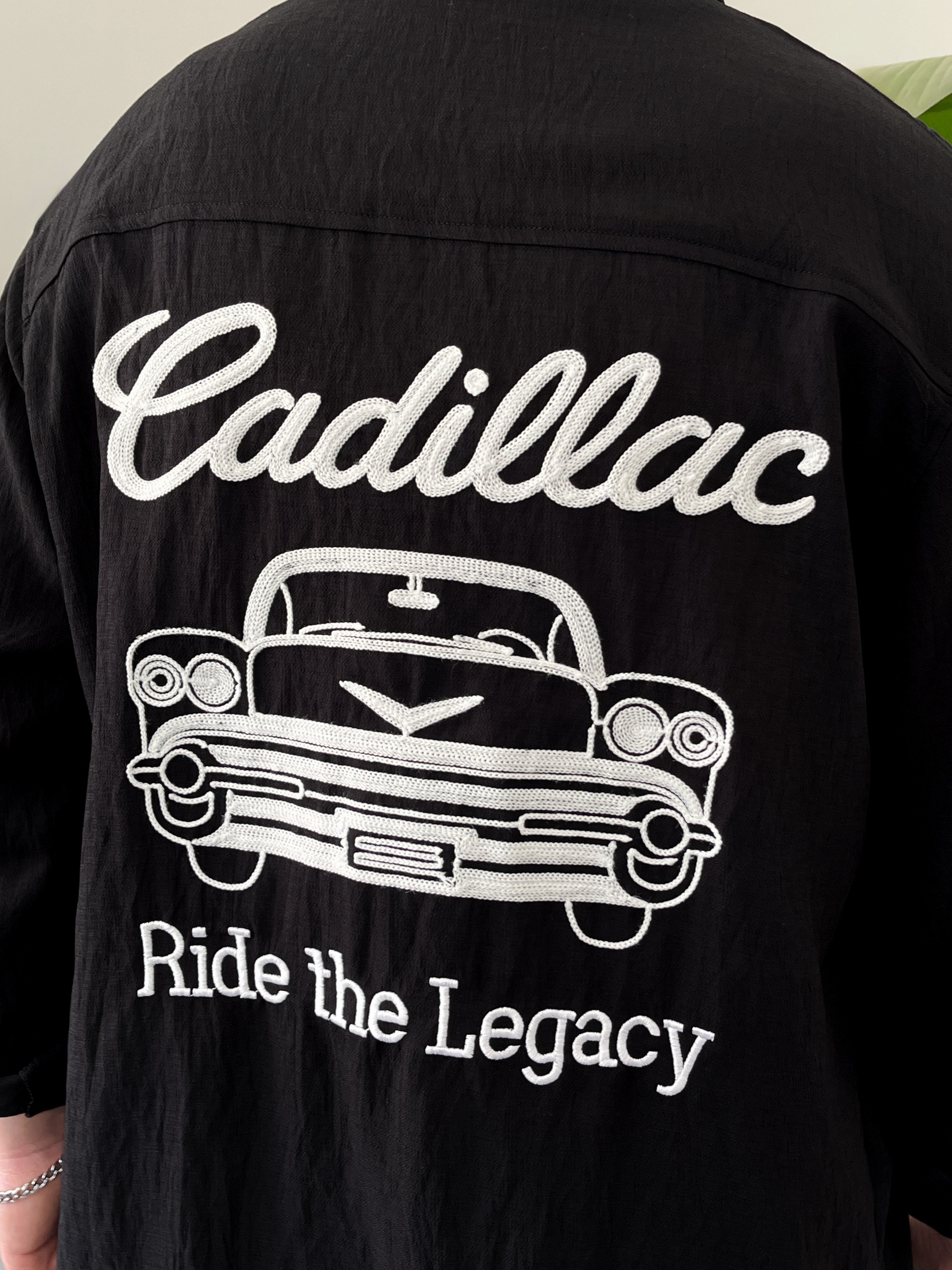 Cadillac Nakış İşlemeli Siyah Oversize Gömlek