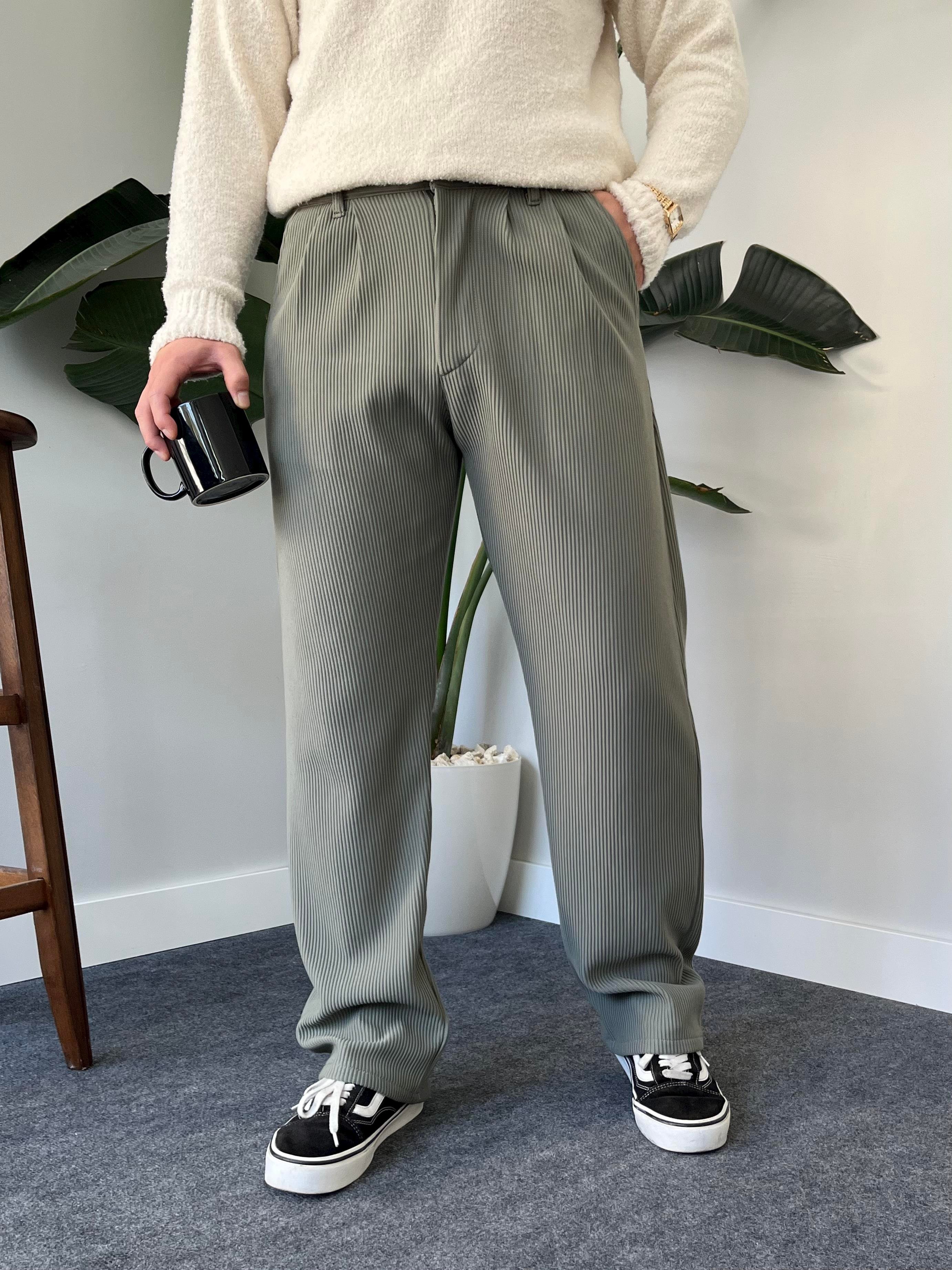 Çağla Yeşili Pileli Fitilli Baggy Pantolon
