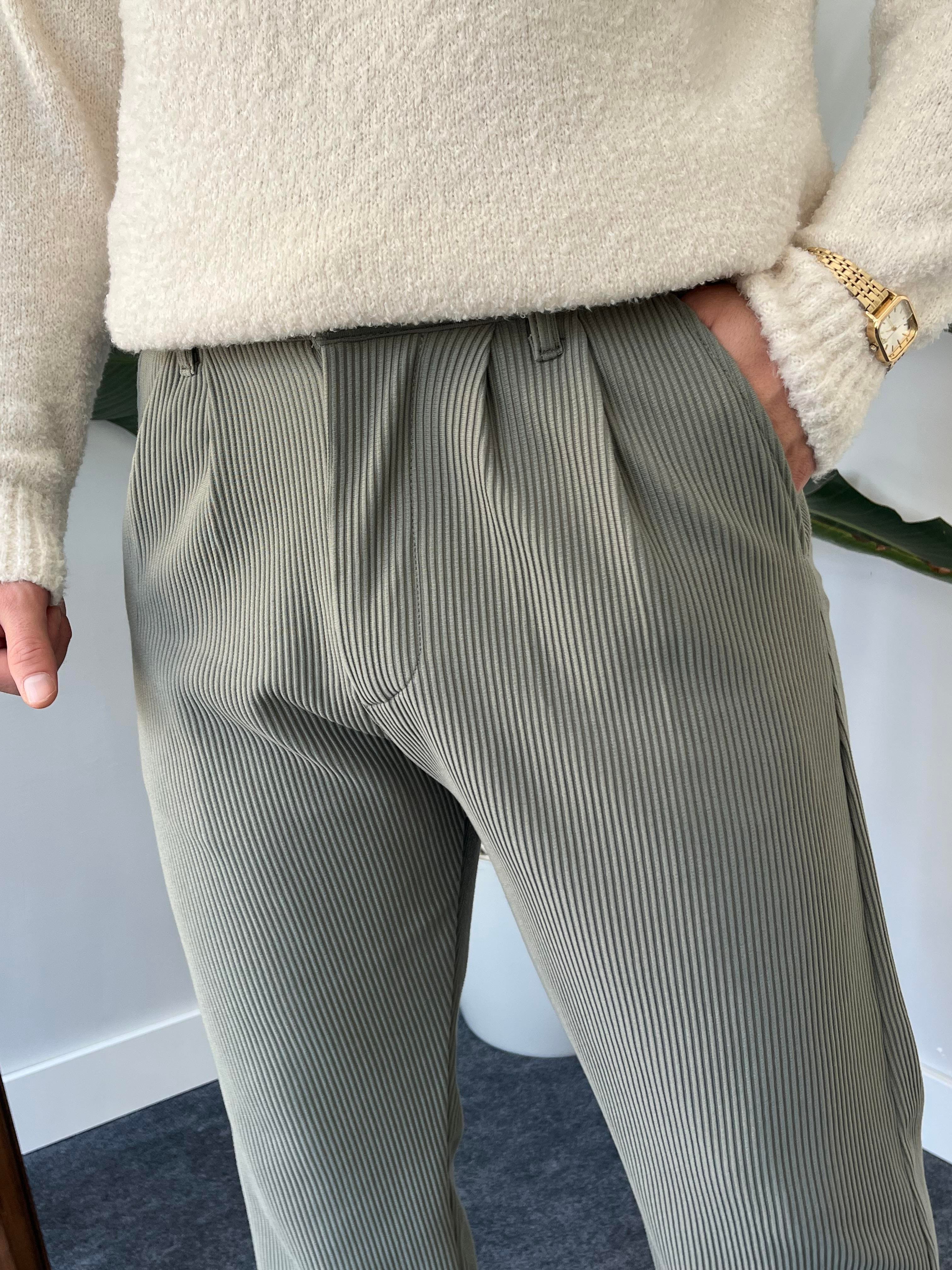 Çağla Yeşili Pileli Fitilli Baggy Pantolon