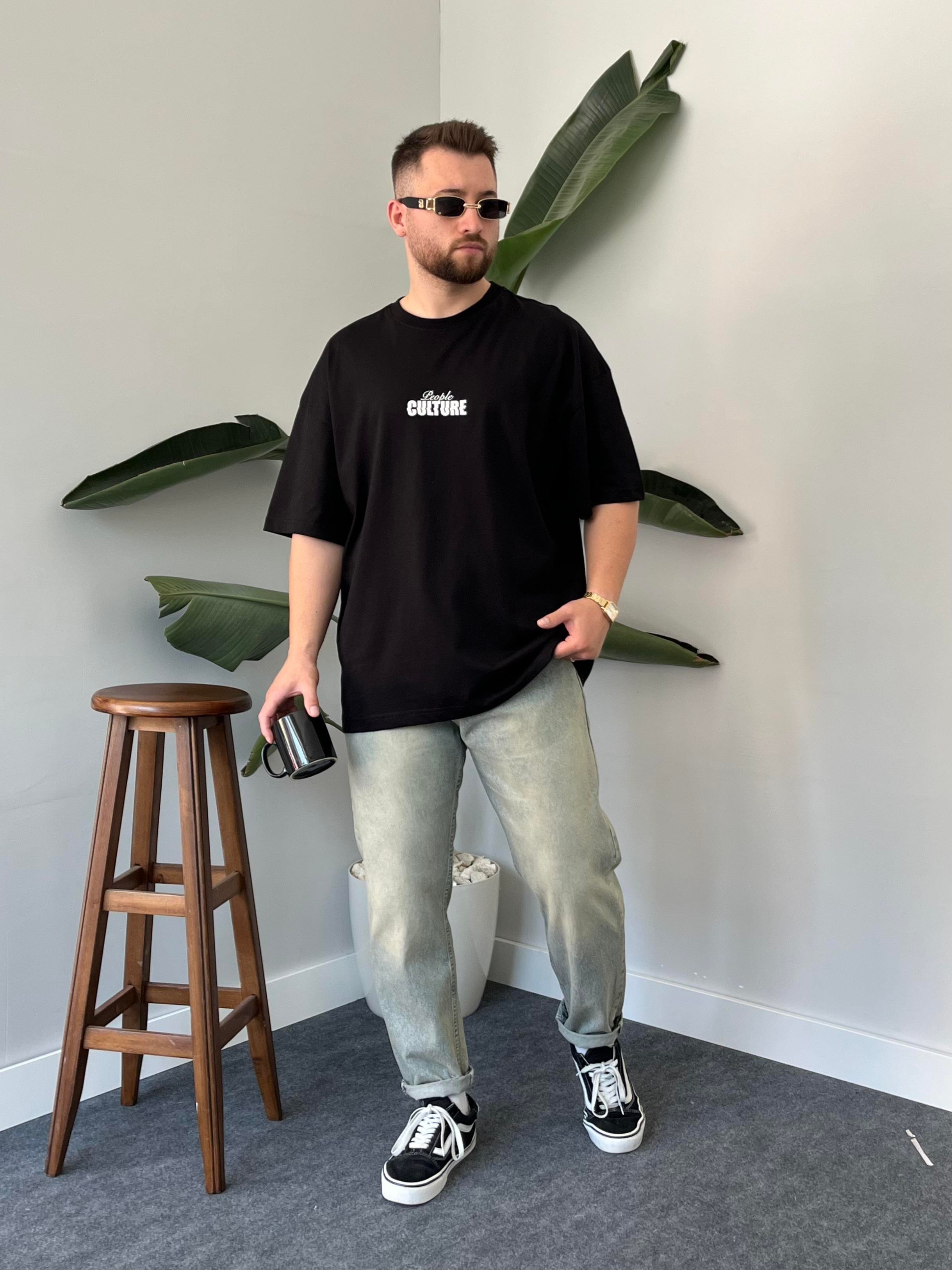 Culture Baskılı Siyah Oversize T-shirt