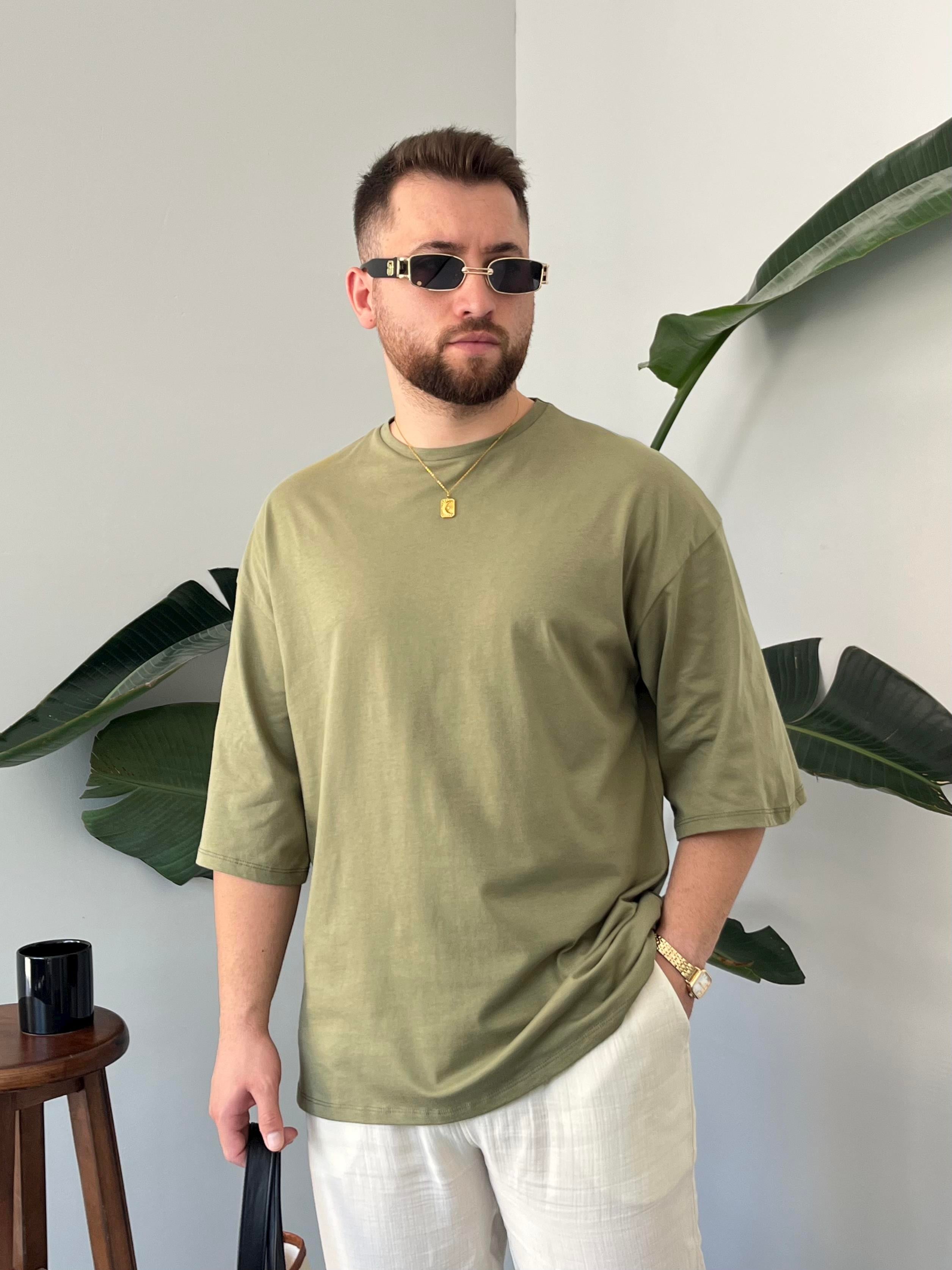 Haki Basic T-shirt