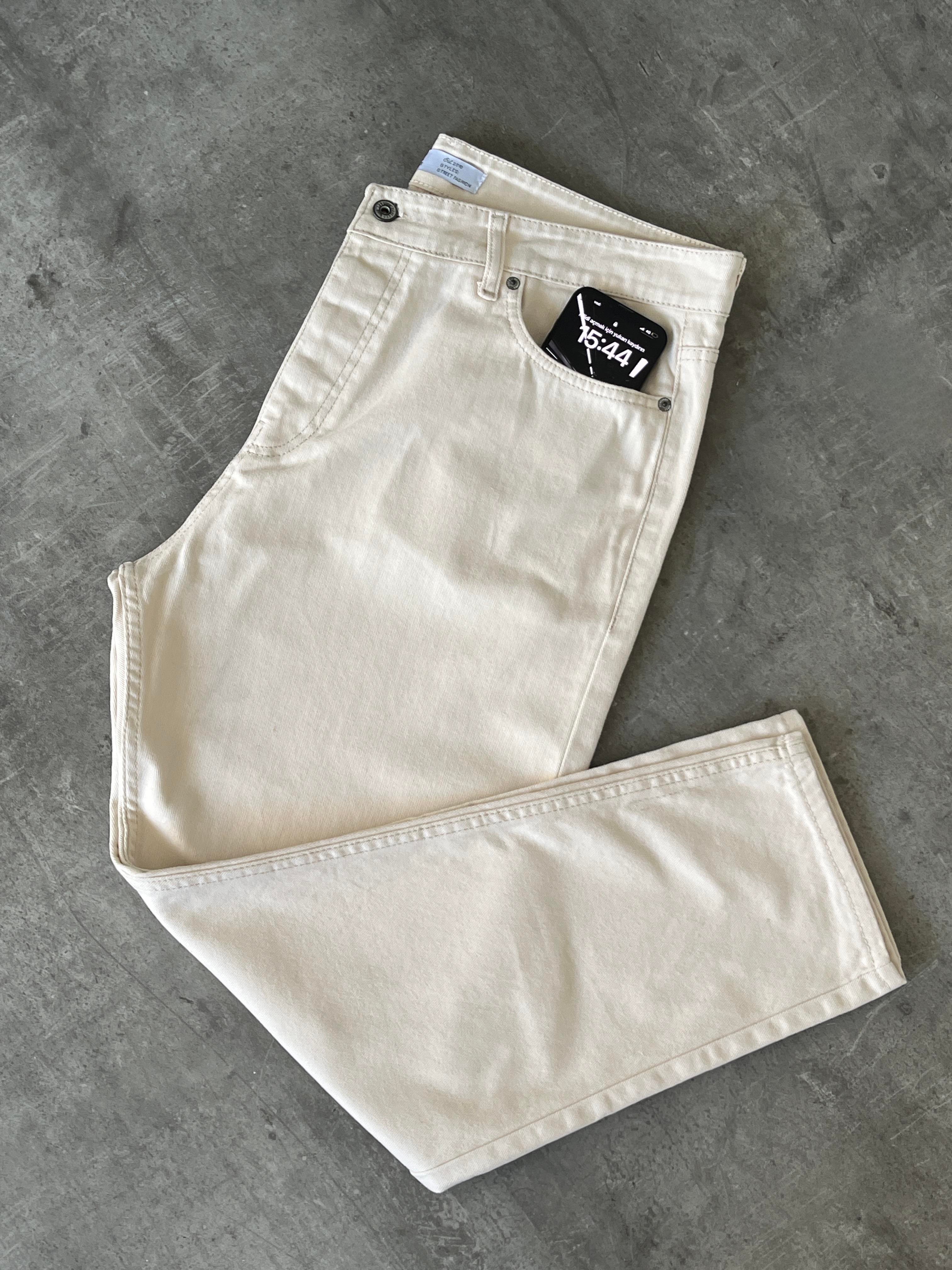 Krem Boyfriend Jean