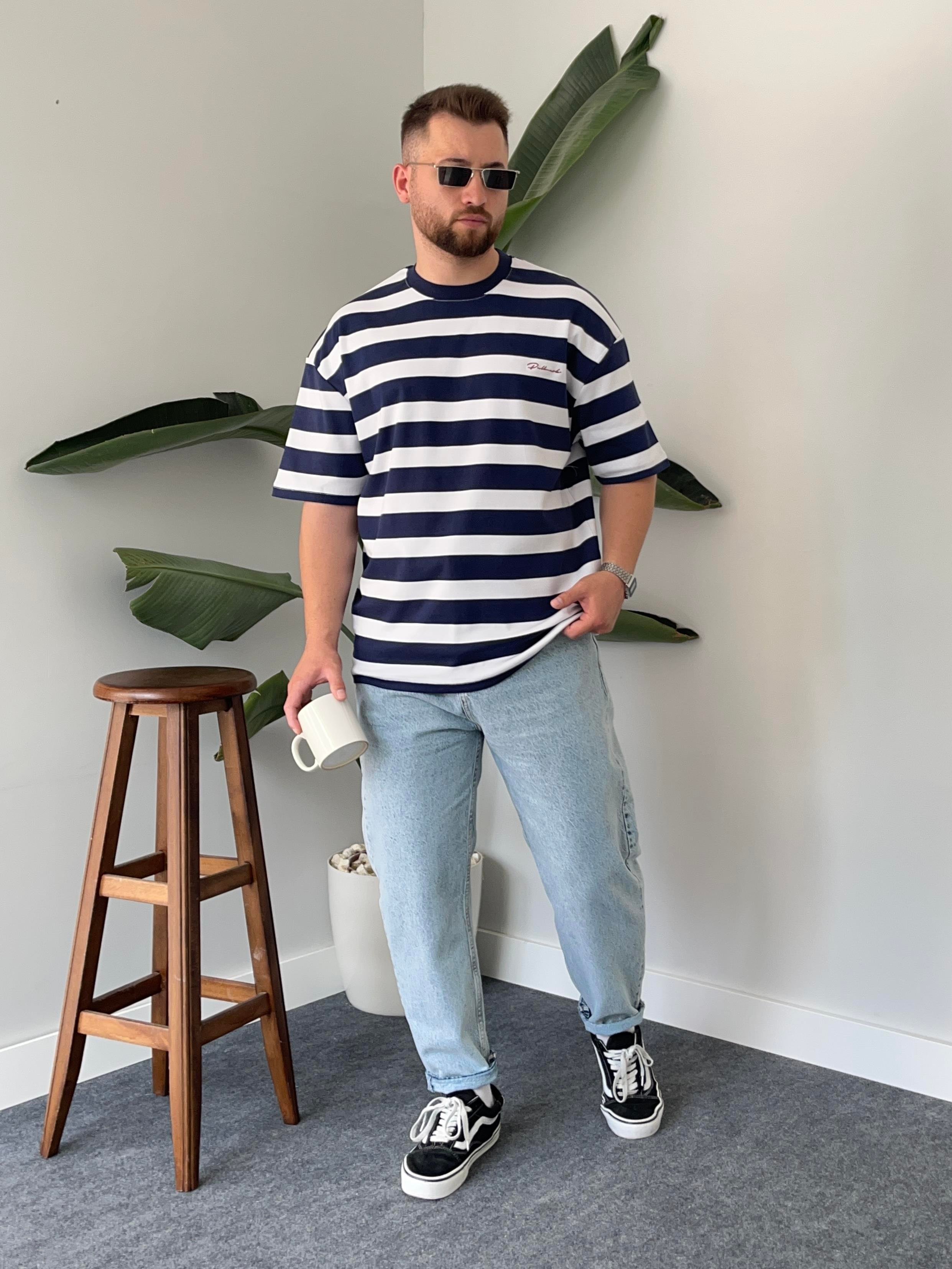 Lacivert Çizgili Nakış Detay Oversize T-shirt