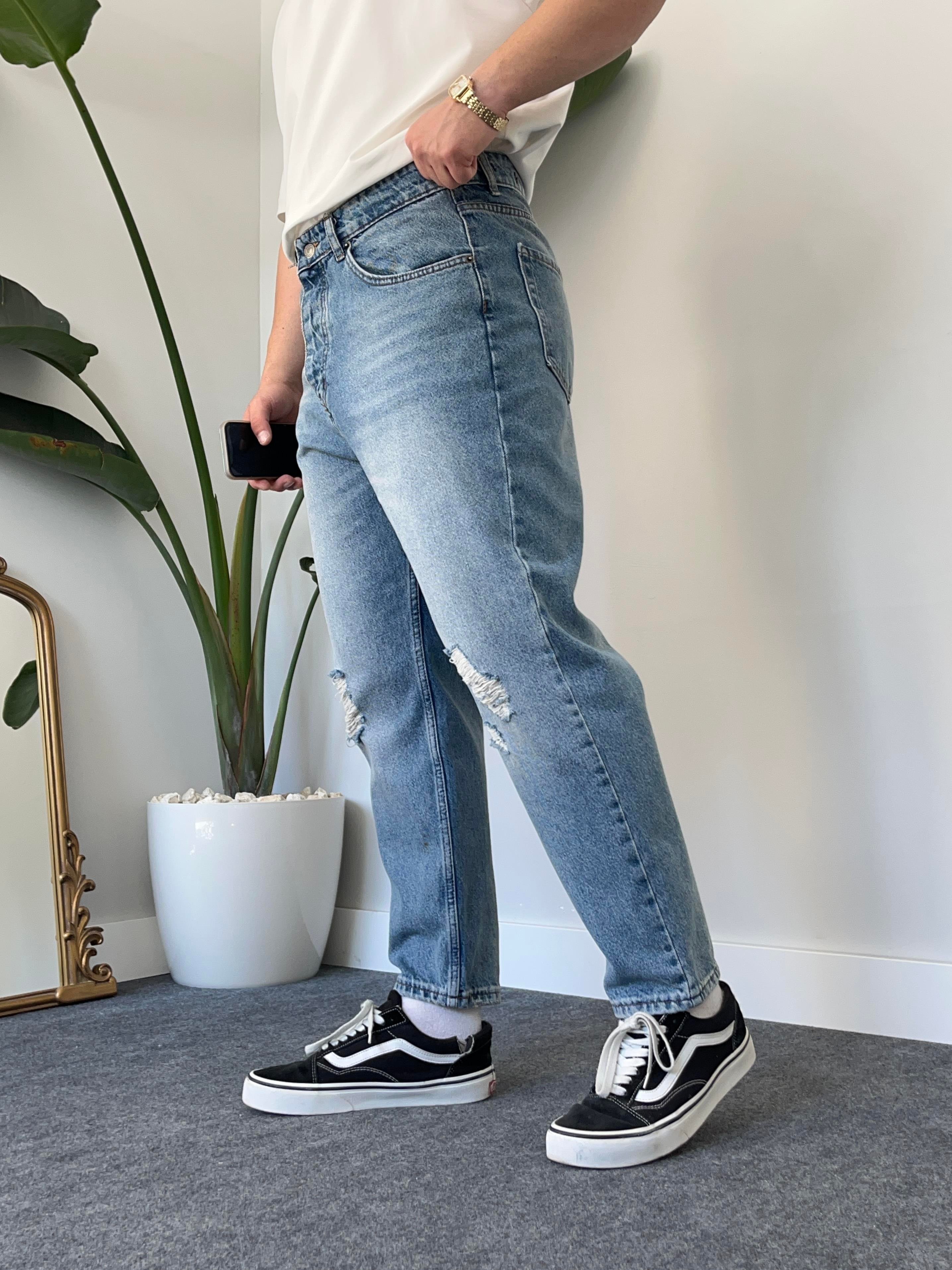 Minimal Yırtık Mavi Boyfriend Jean