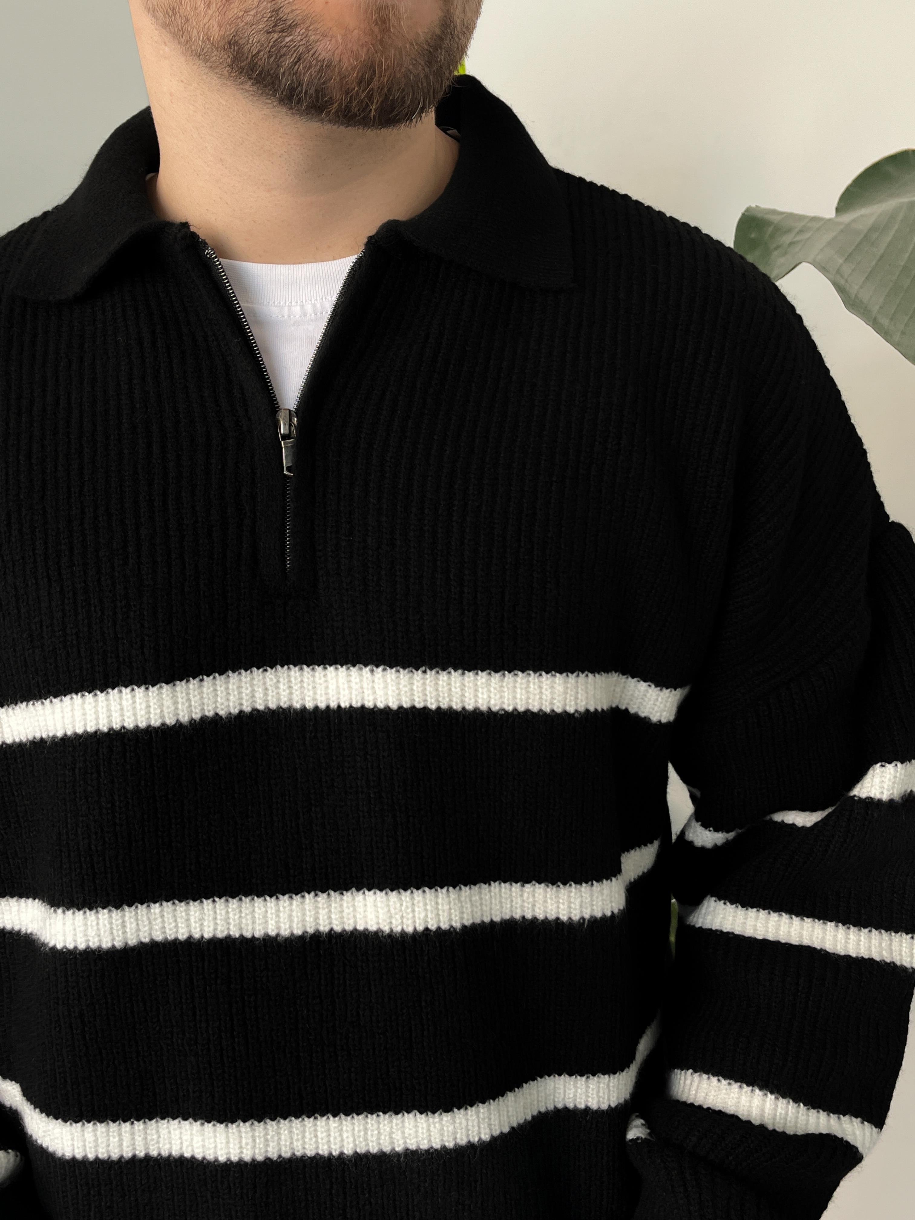 Siyah Çizgili Fermuar Detaylı Oversize Triko Kazak