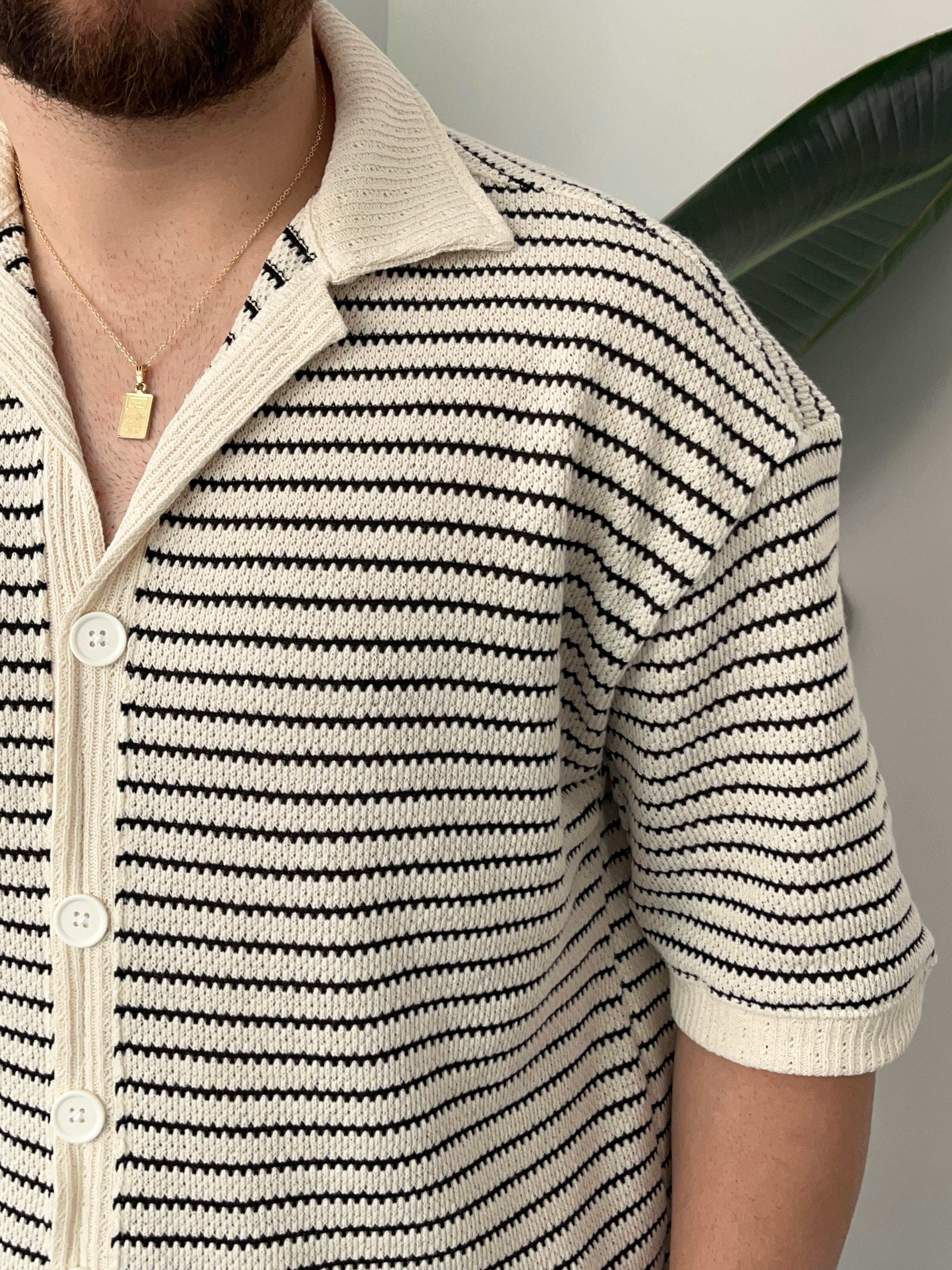 Siyah Çizgili Gömlek Görünümlü Oversize T-shirt