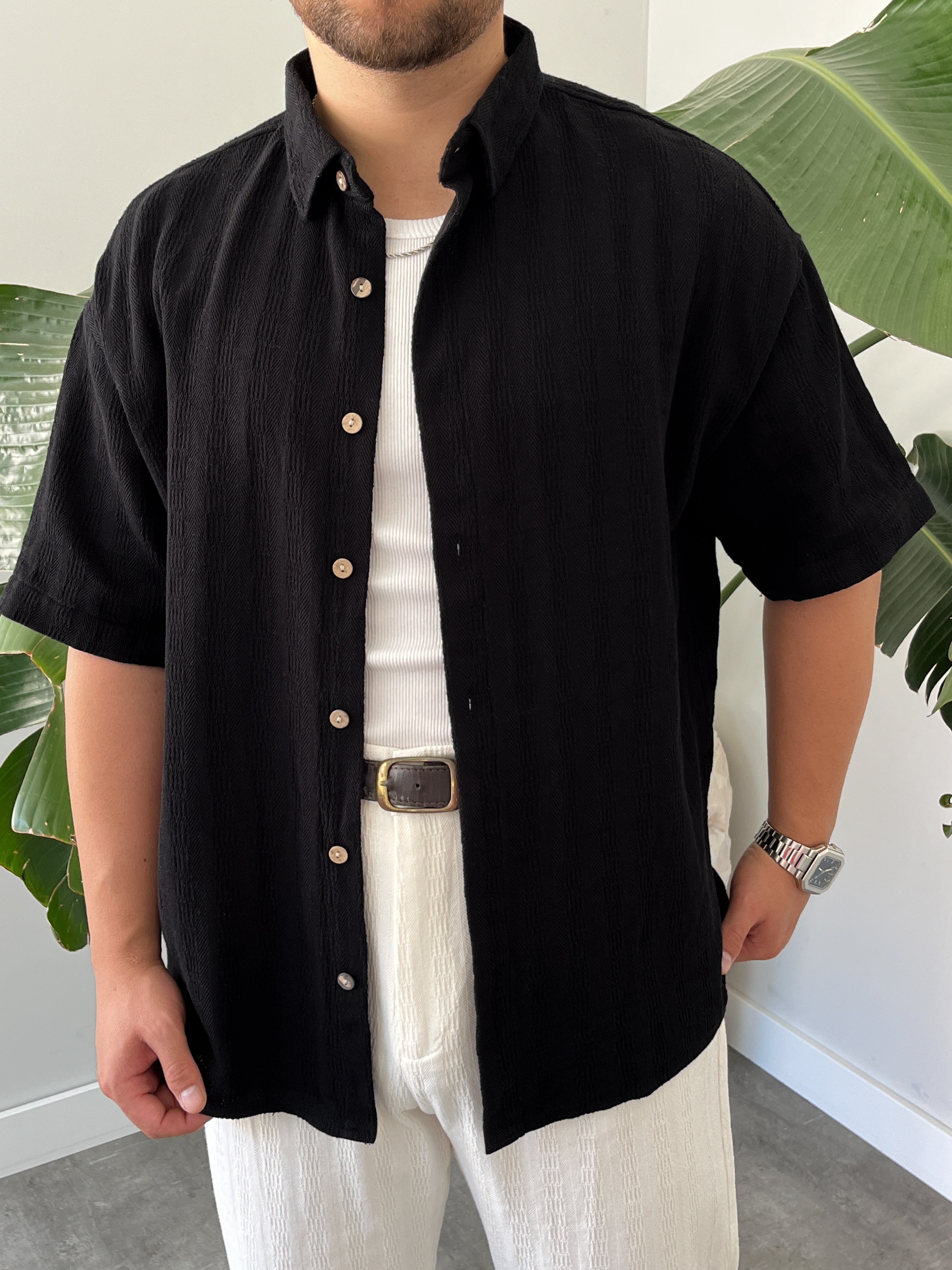 Siyah Dokulu Kısa Kollu Oversize Gömlek