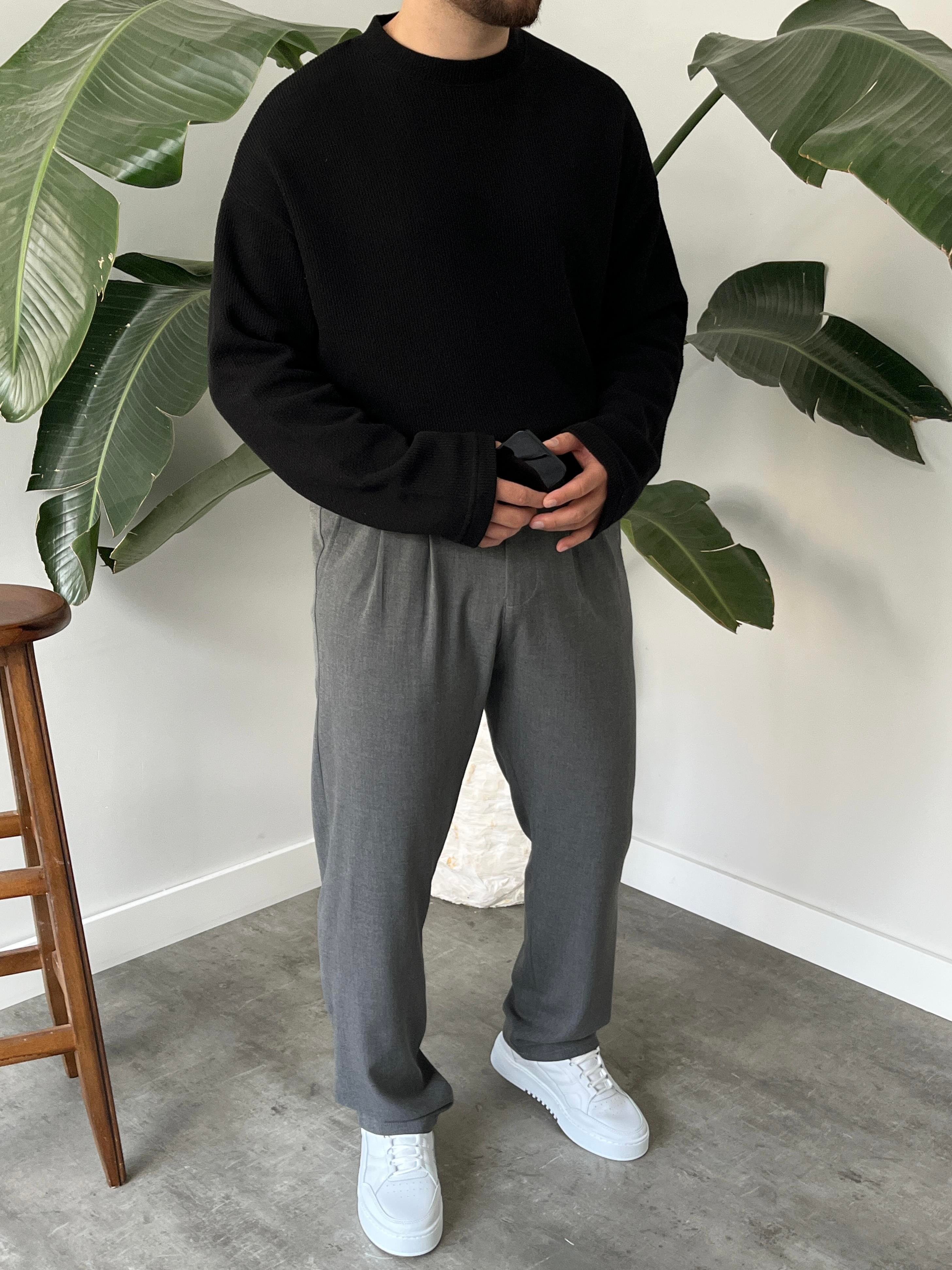 Siyah Dokulu Örme Triko Sweatshirt