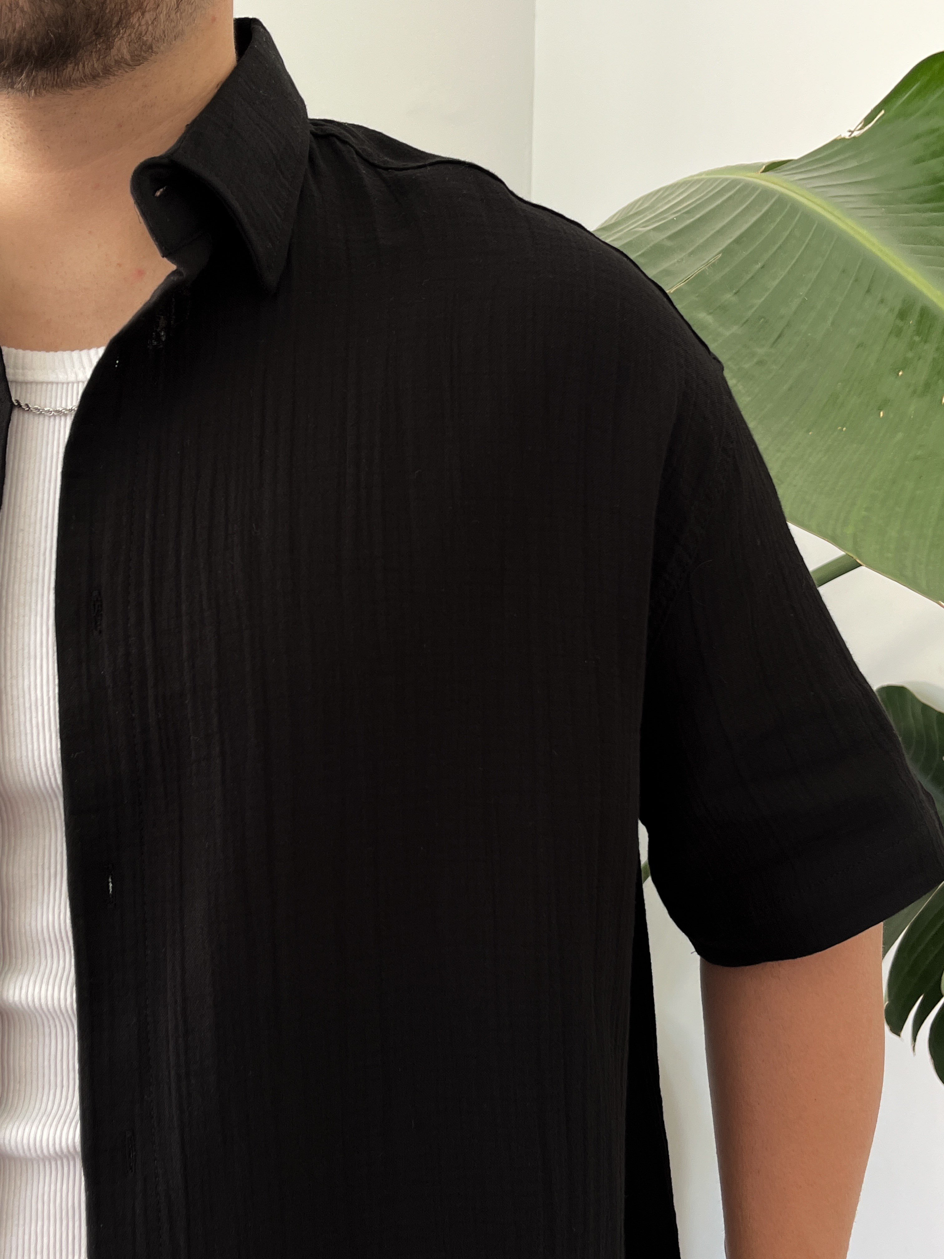 Siyah Müslin Kısa Kollu Oversize Gömlek