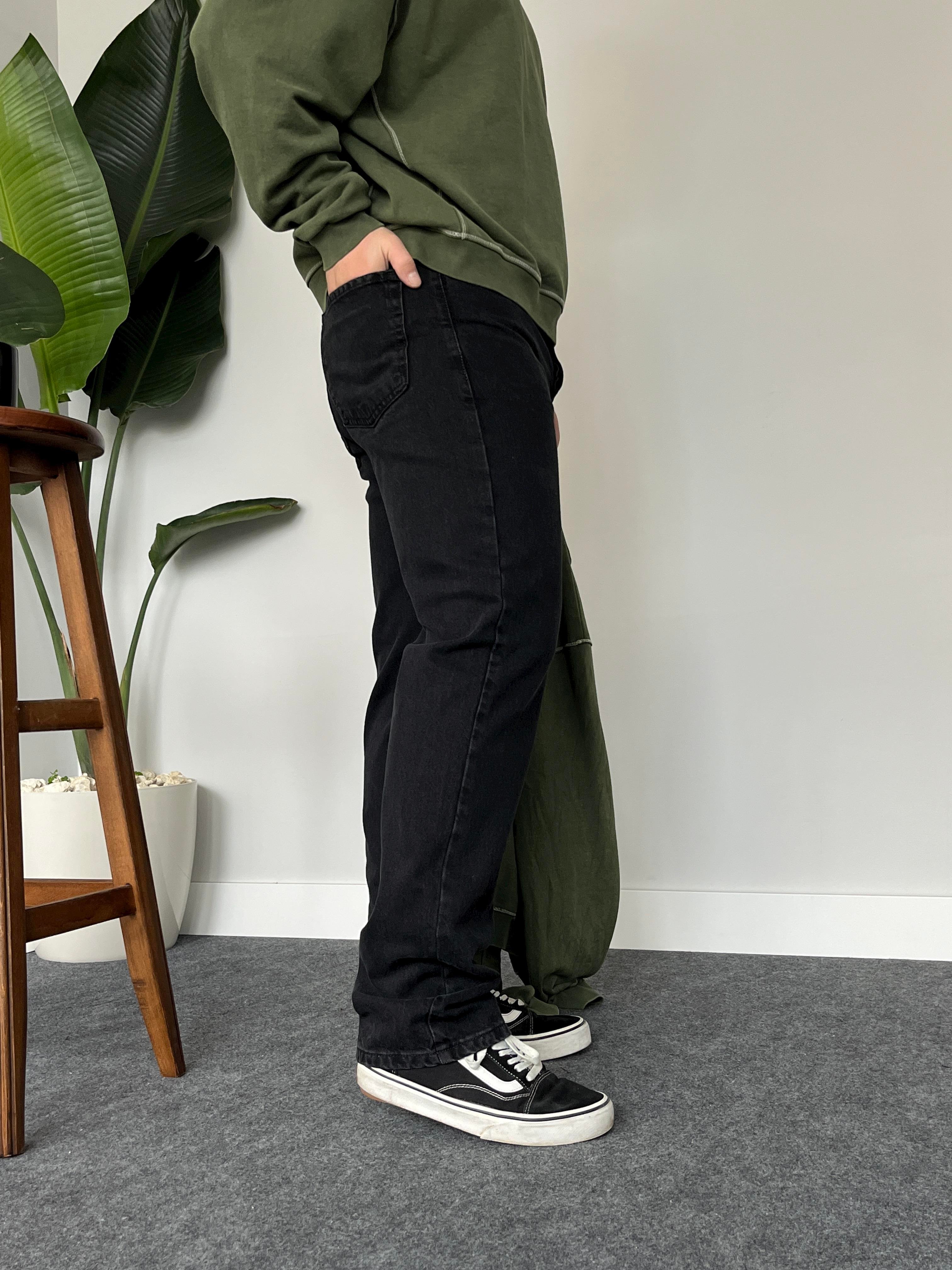 Siyah Yıkamalı Baggy Jean