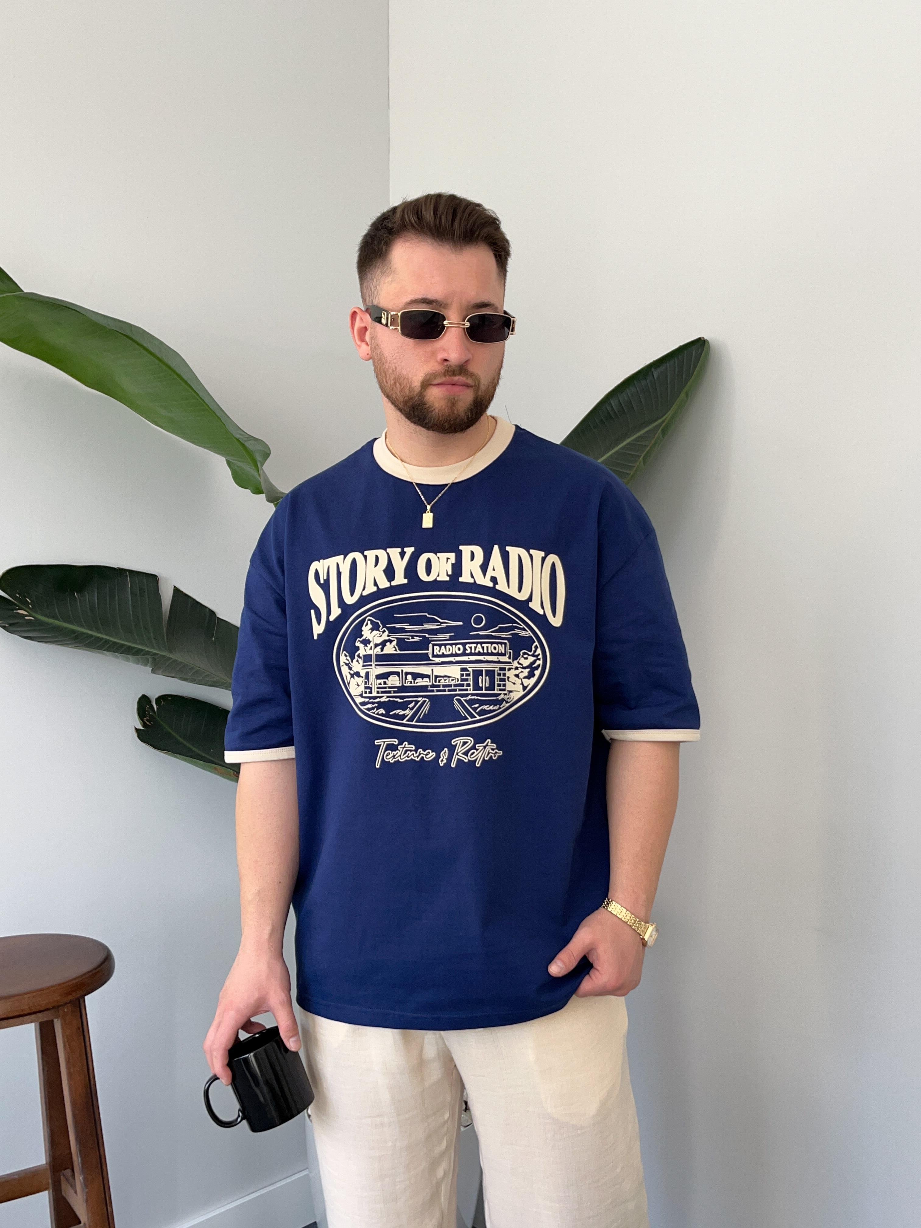 Story Radio Baskılı Lacivert Oversize T-shirt