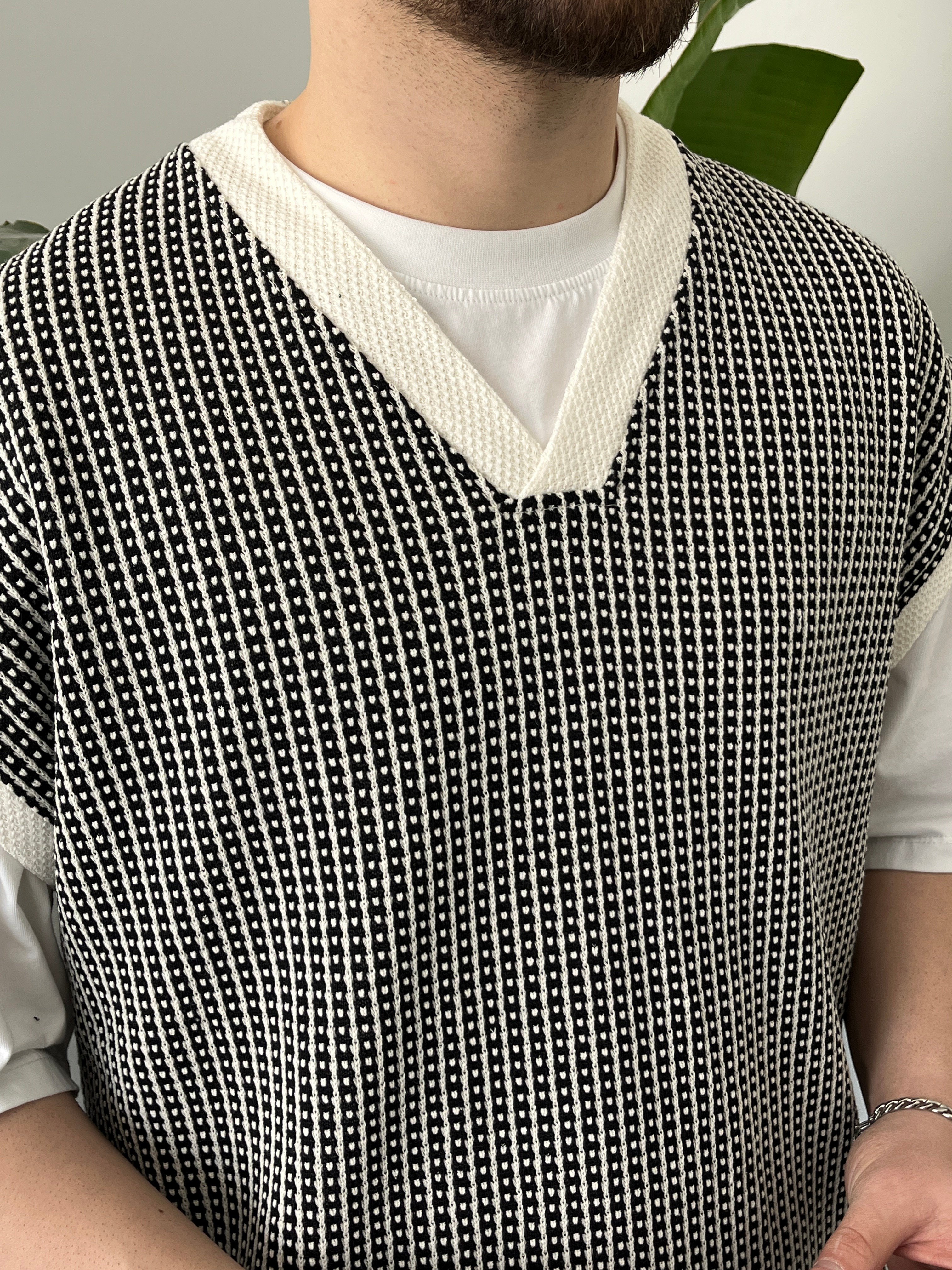 Vino Siyah Desenli Oversize Süveter