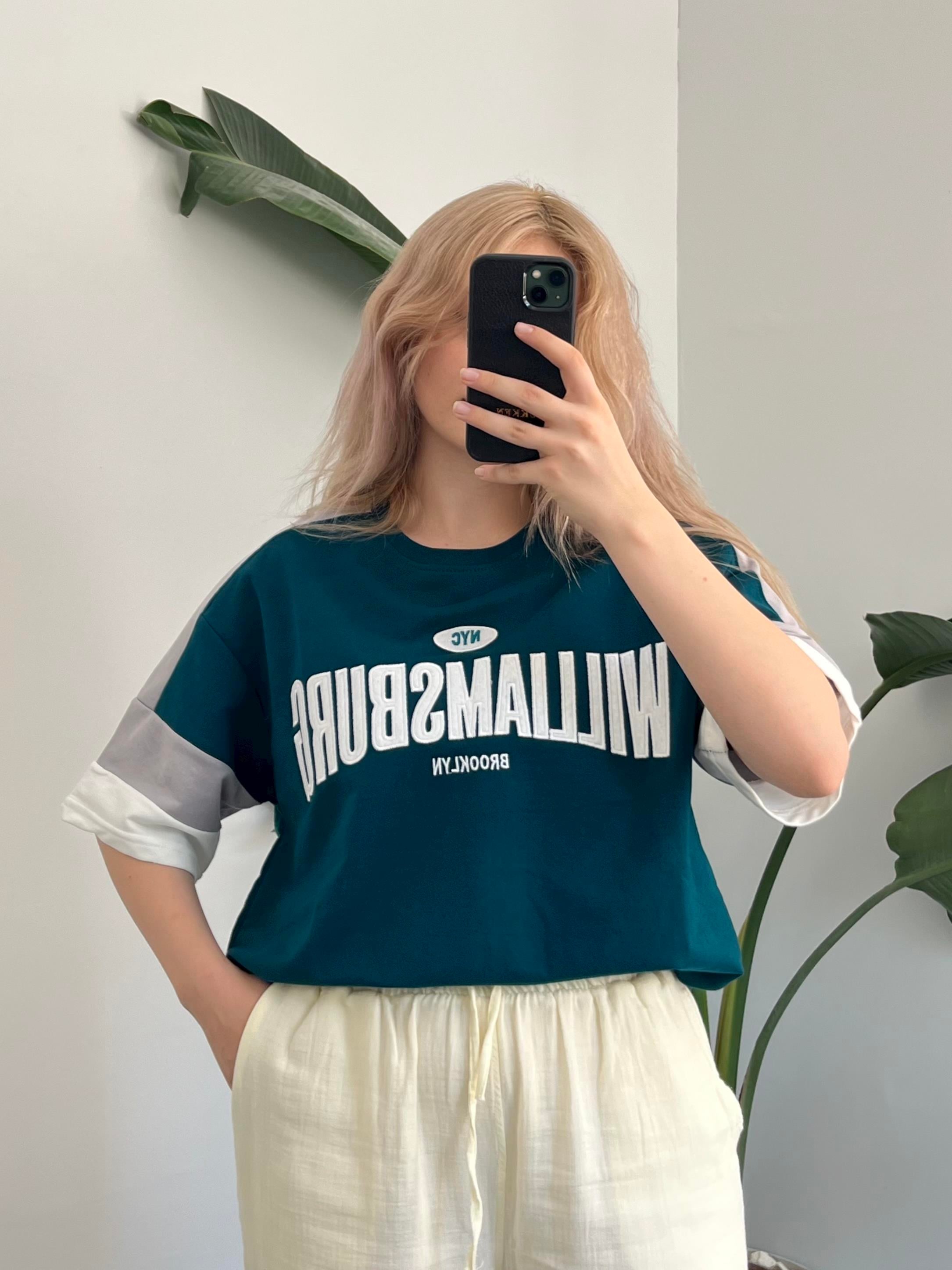 Williamsburg Nakışlı Petrol Oversize T-shirt