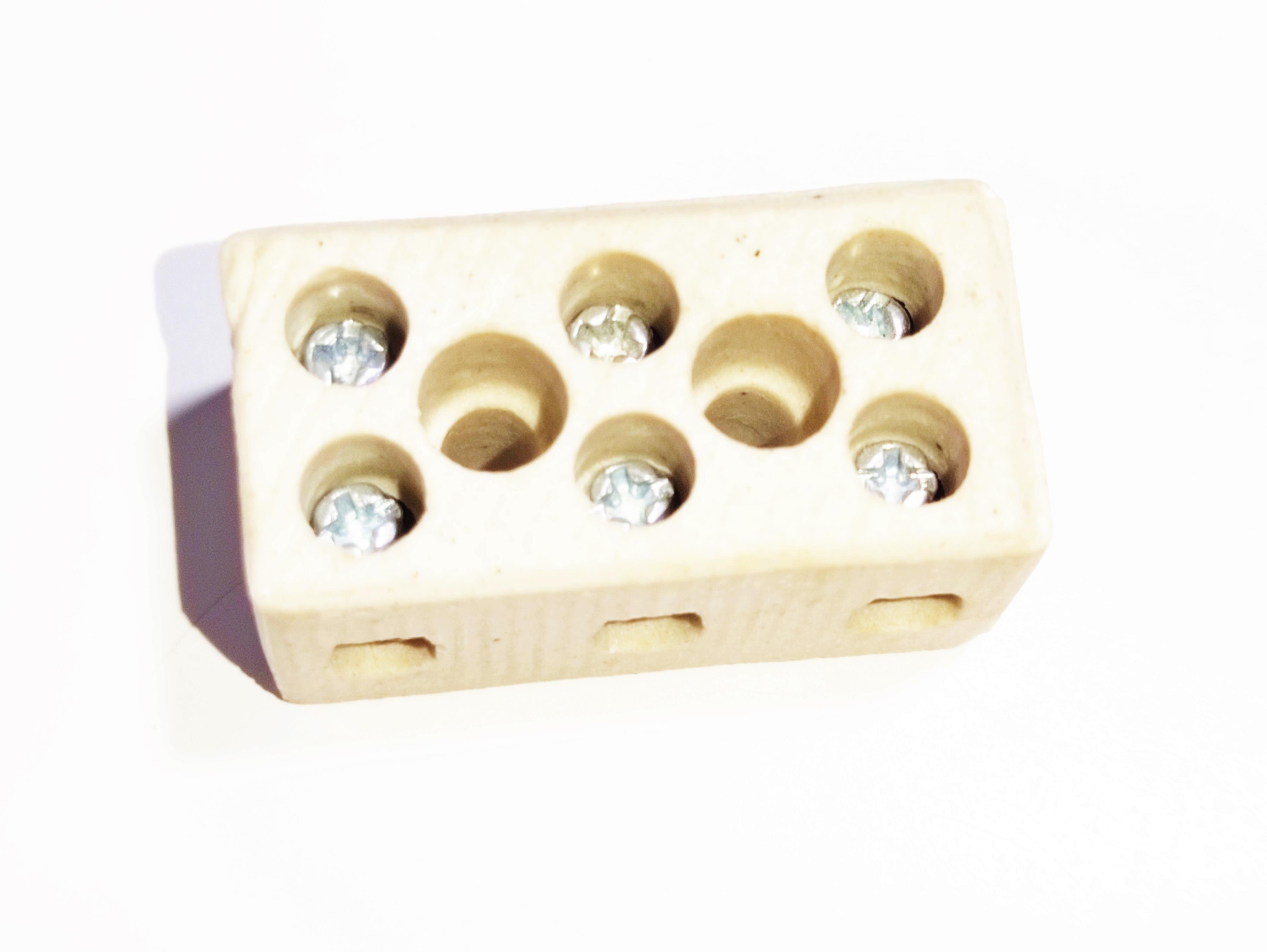 05.Terminals1 No Triple Non-Flammable Porcelain Terminal Block1 No Triple Non-Flammable Porcelain Terminal Block
