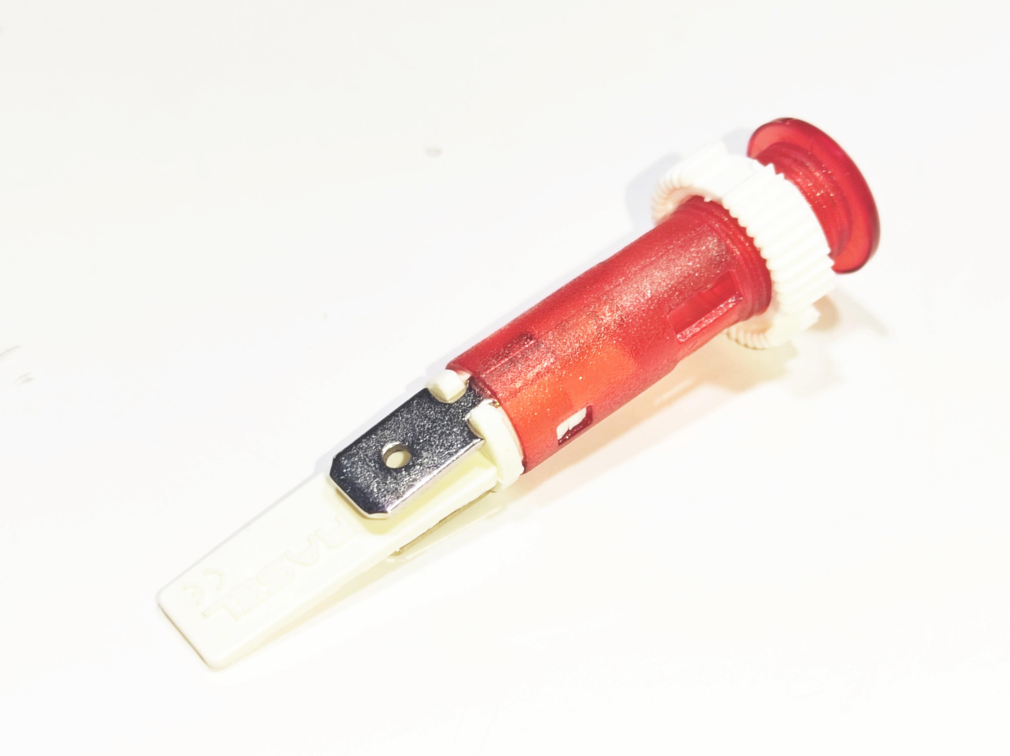 10mm Kırmızı Somunlu Sinyal Lambası 