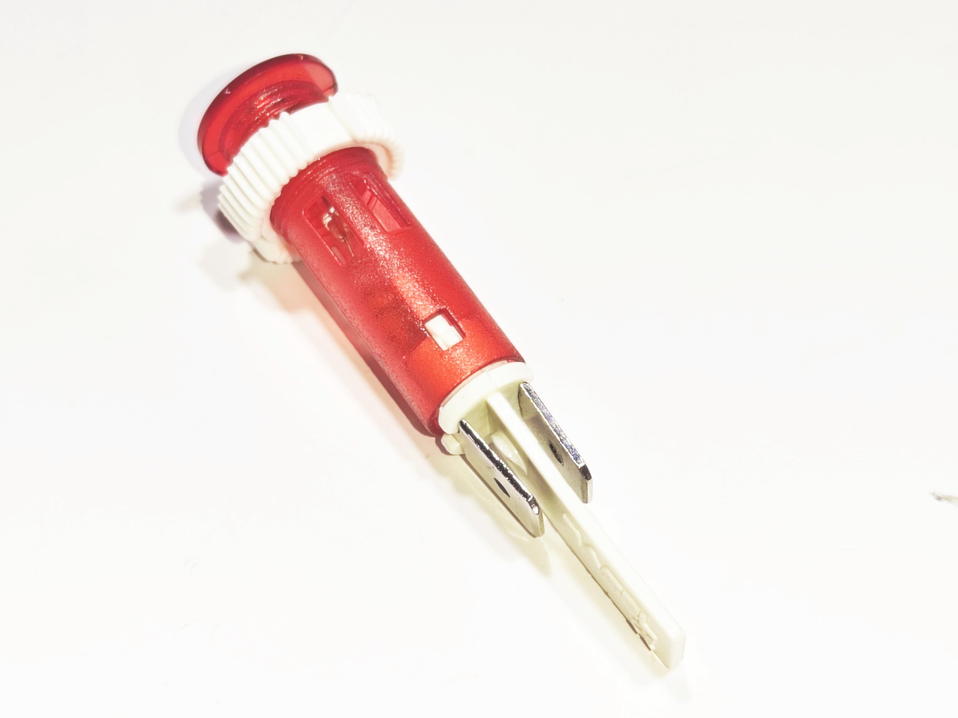 10mm Kırmızı Somunlu Sinyal Lambası 