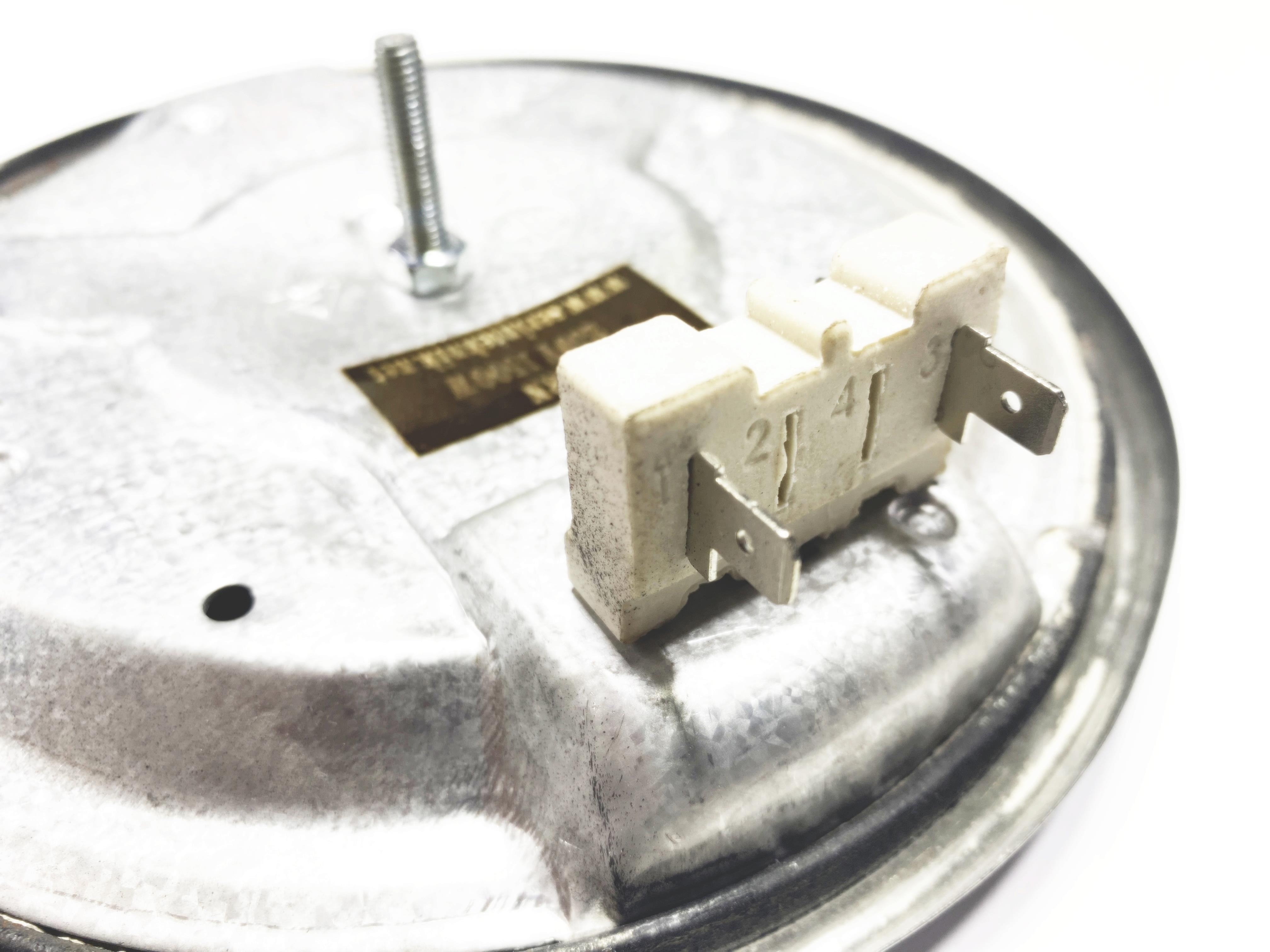 02.Round Hot Plates180mm 1500W 230V Hot Plate with 2-Pin Socket180mm 1500W 230V Hot Plate with 2-Pin Socket