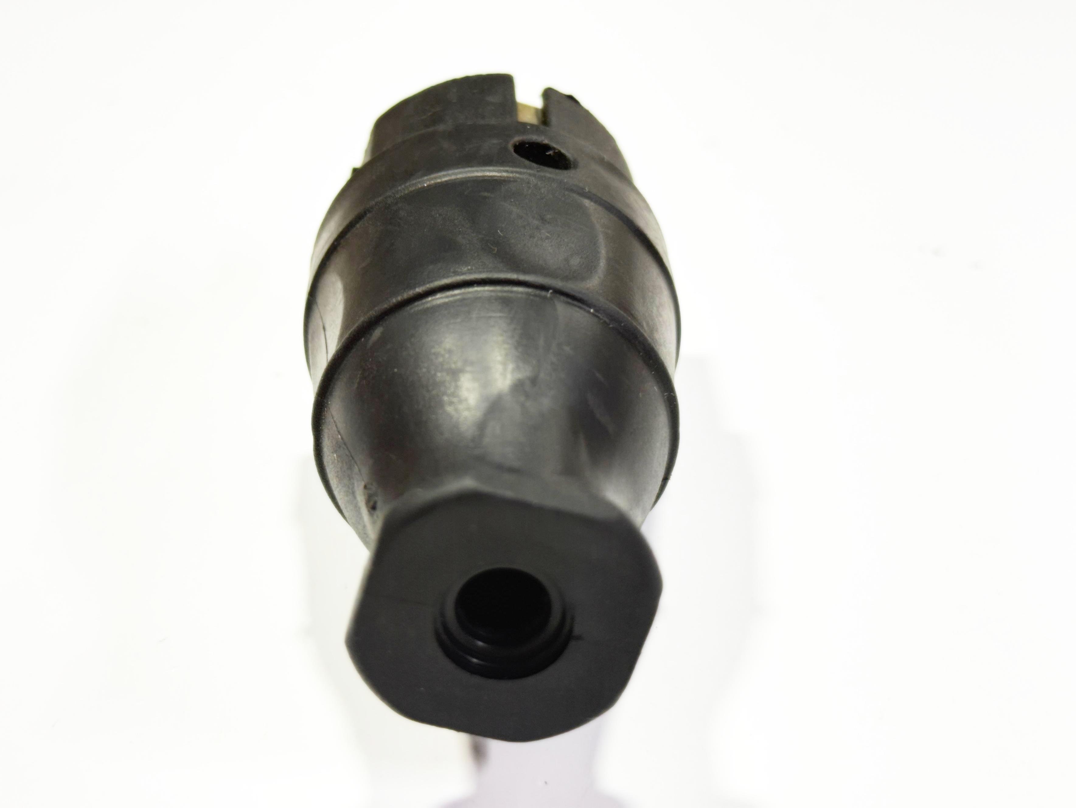 05.Cable and Plug Group230V Rubber Male Plug Black Color – Heavy-Duty Industrial Grade230V Rubber Male Plug Black Color – Heavy-Duty Industrial Grade