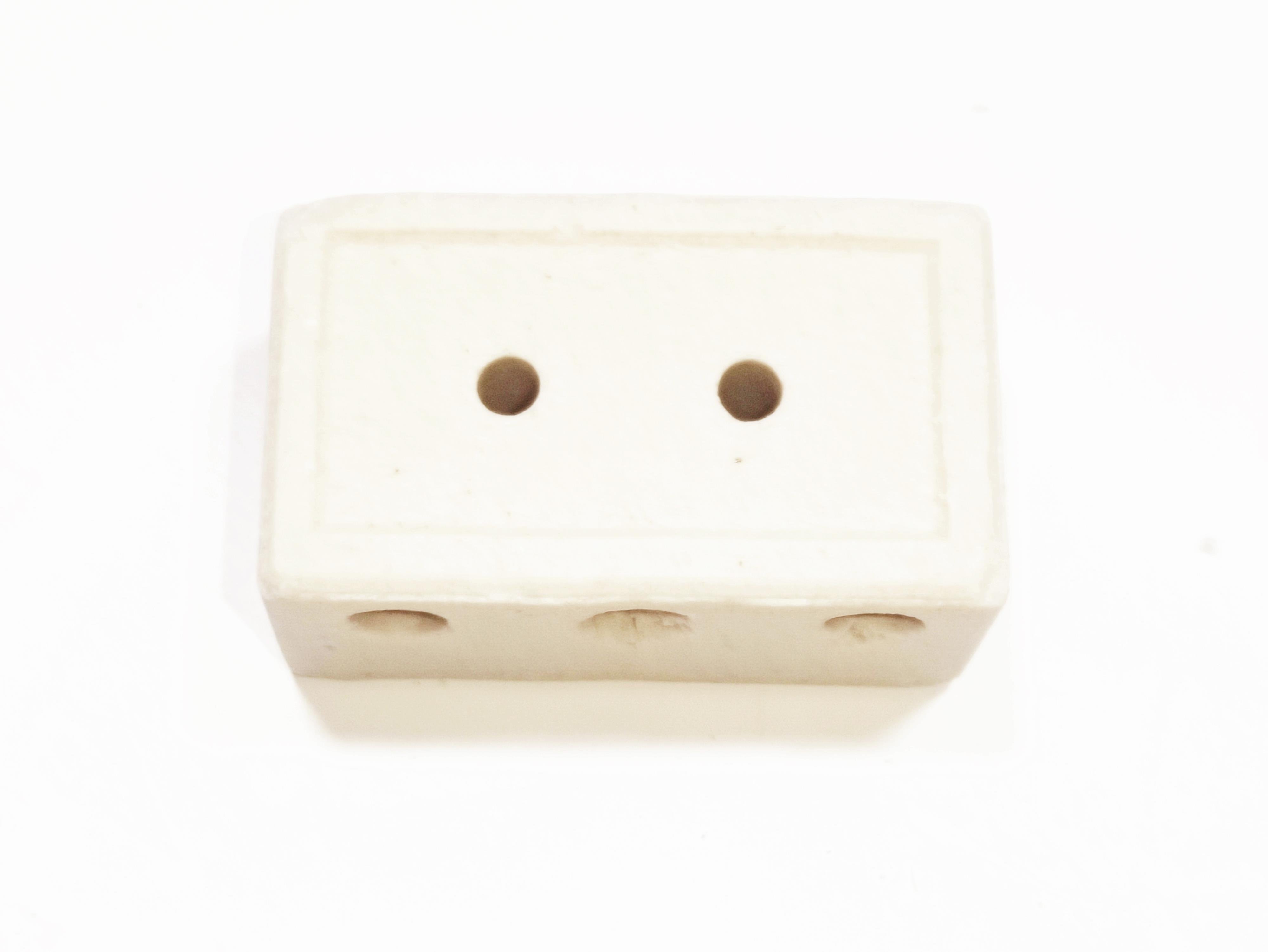 05.Terminals3 No Triple Non-Flammable Porcelain Terminal Block3 No Triple Non-Flammable Porcelain Terminal Block