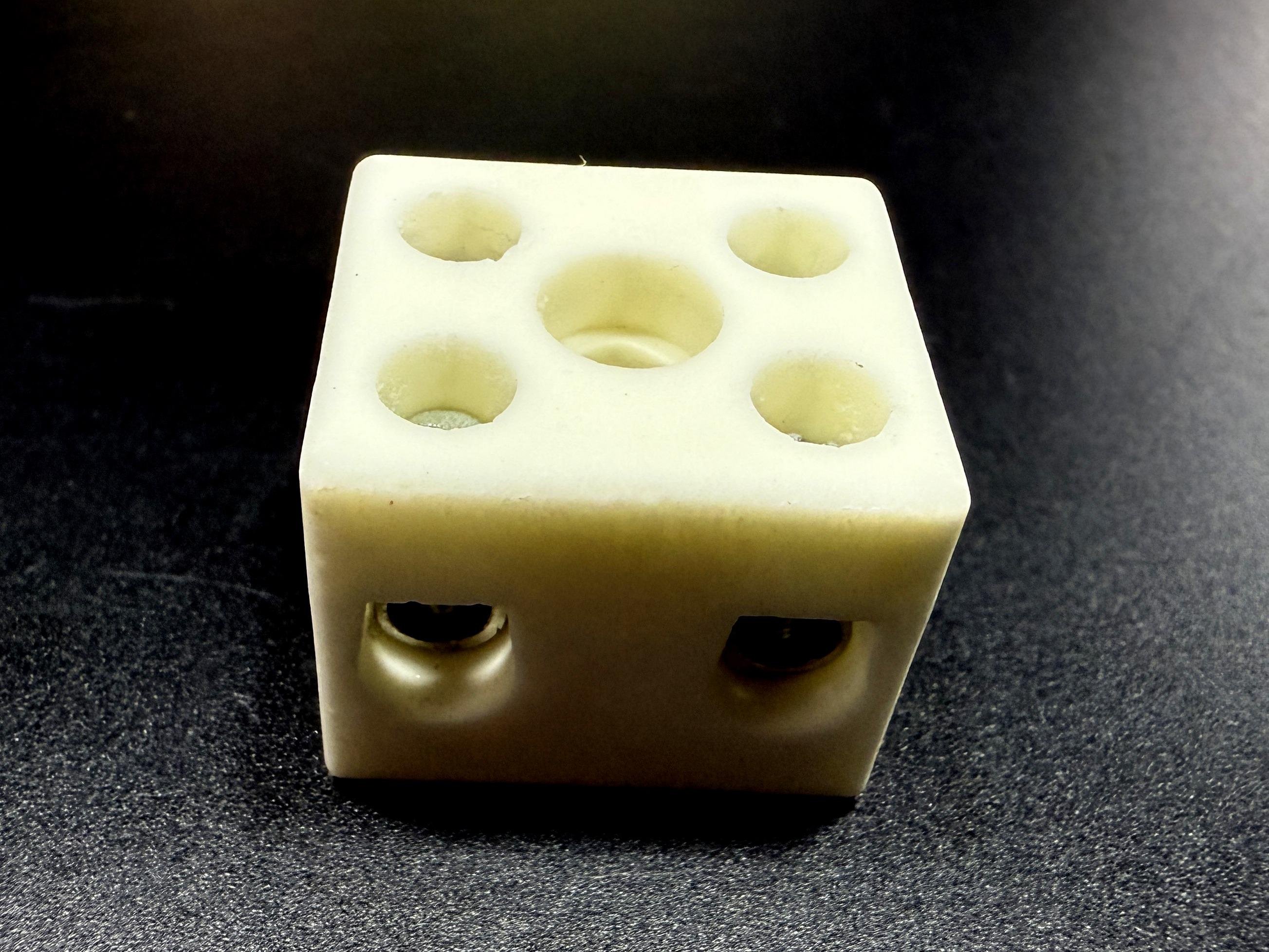 05.TerminalsCPO-15A-2P High-Temperature Resistant Porcelain Terminal Block 450VCPO-15A-2P High-Temperature Resistant Porcelain Terminal Block 450V