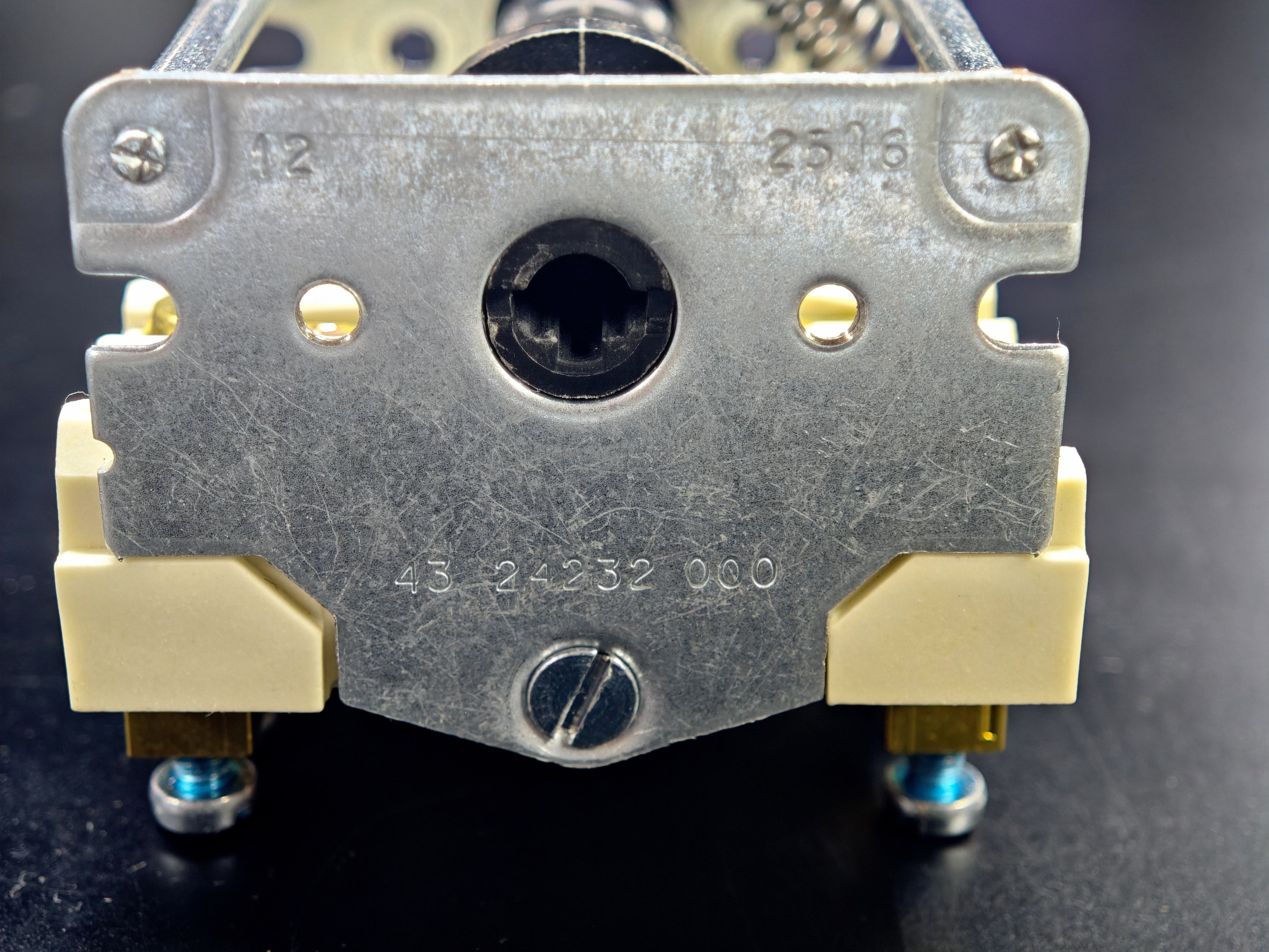 07.Rotary Polymeric SwitchesEGO 43.24232.000 0-1-2-3 Rotary Selector Switch 32A 4 Position Cam SwitchEGO 43.24232.000 0-1-2-3 Rotary Selector Switch 32A 4 Position Cam Switch