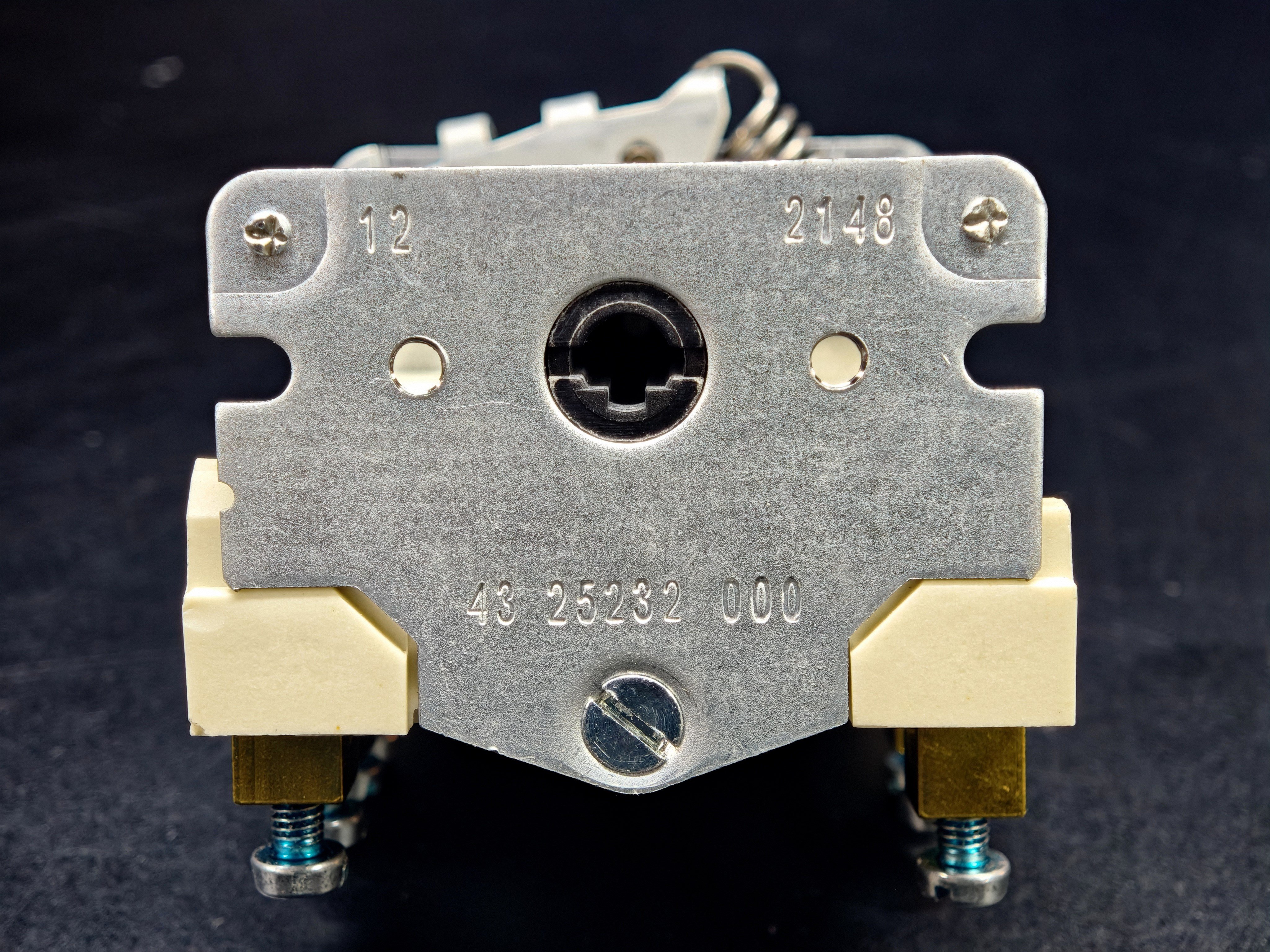 07.Rotary Polymeric SwitchesEGO 43.25232.000 0-1-2-3-4 Three Phase Rotary Selector Switch 32A Cam SwitchEGO 43.25232.000 0-1-2-3-4 Three Phase Rotary Selector Switch 32A Cam Switch