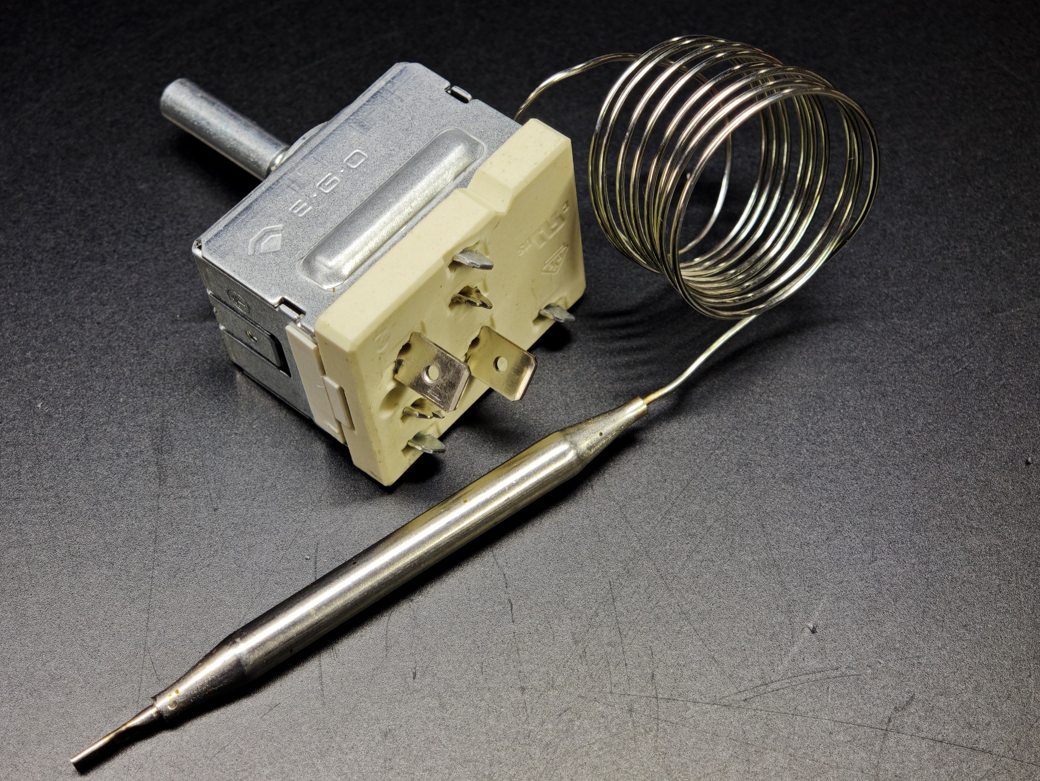 03.Tail ThermostatsEGO 55.17012.020 Single Phase Thermostat 30-90°C 16AEGO 55.17012.020 Single Phase Thermostat 30-90°C 16A