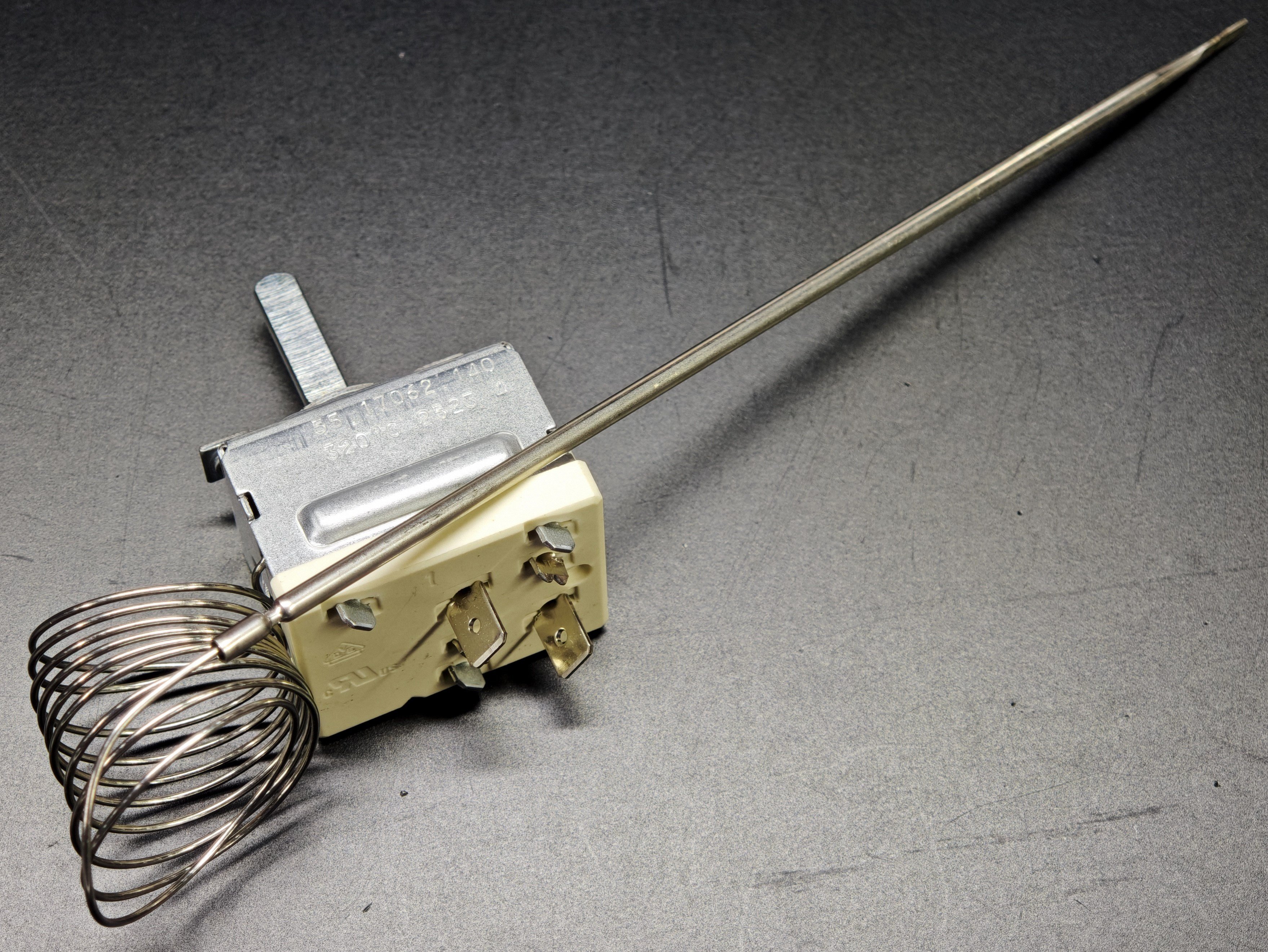 03.Tail ThermostatsEGO 55.17062.140 Single Phase Thermostat 50-320°C Metal Body 16AEGO 55.17062.140 Single Phase Thermostat 50-320°C Metal Body 16A