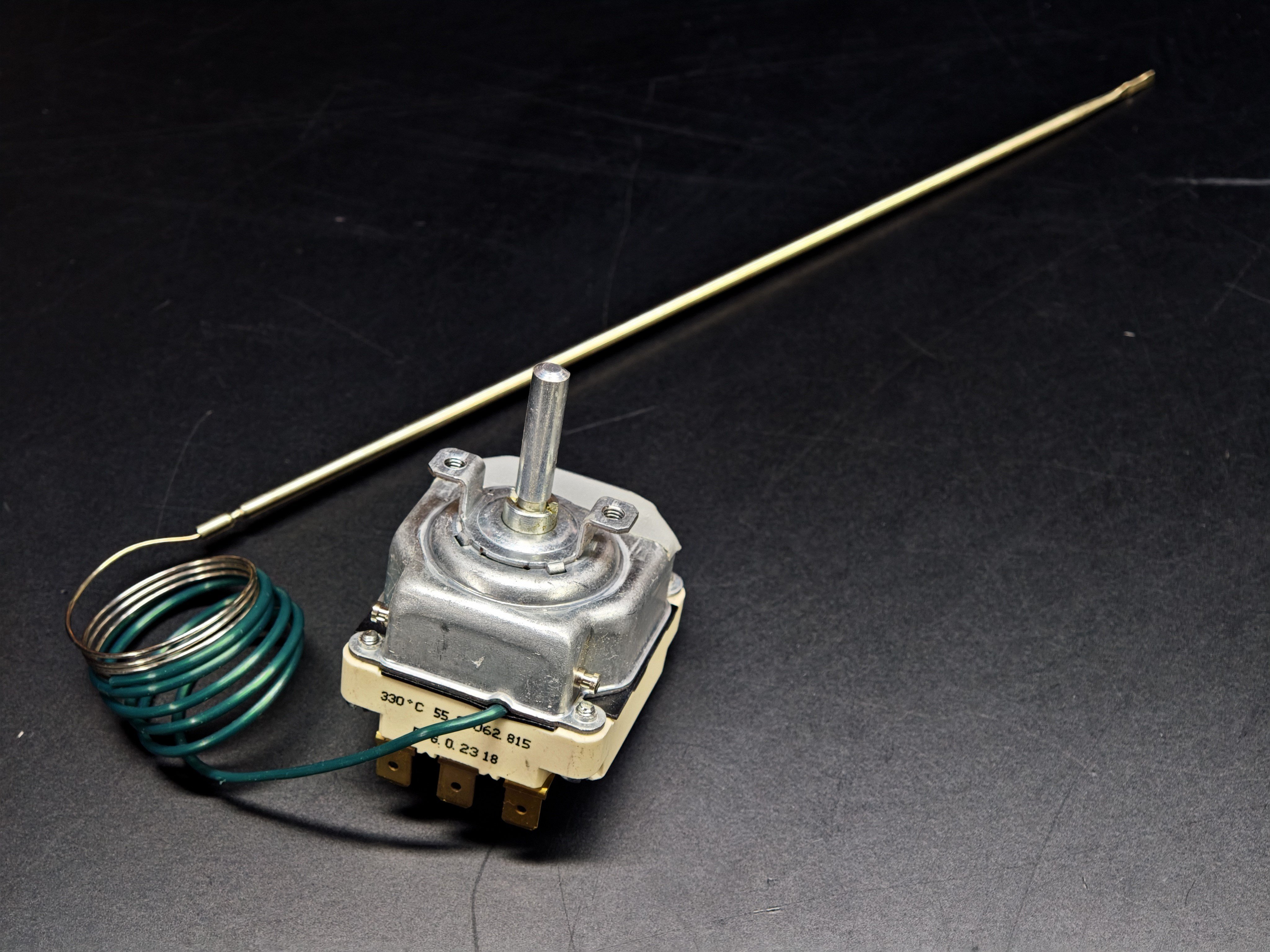 03.Tail ThermostatsEGO 55.34062.815 Three Phase Thermostat 60-320°C 880mm Capillary 16AEGO 55.34062.815 Three Phase Thermostat 60-320°C 880mm Capillary 16A
