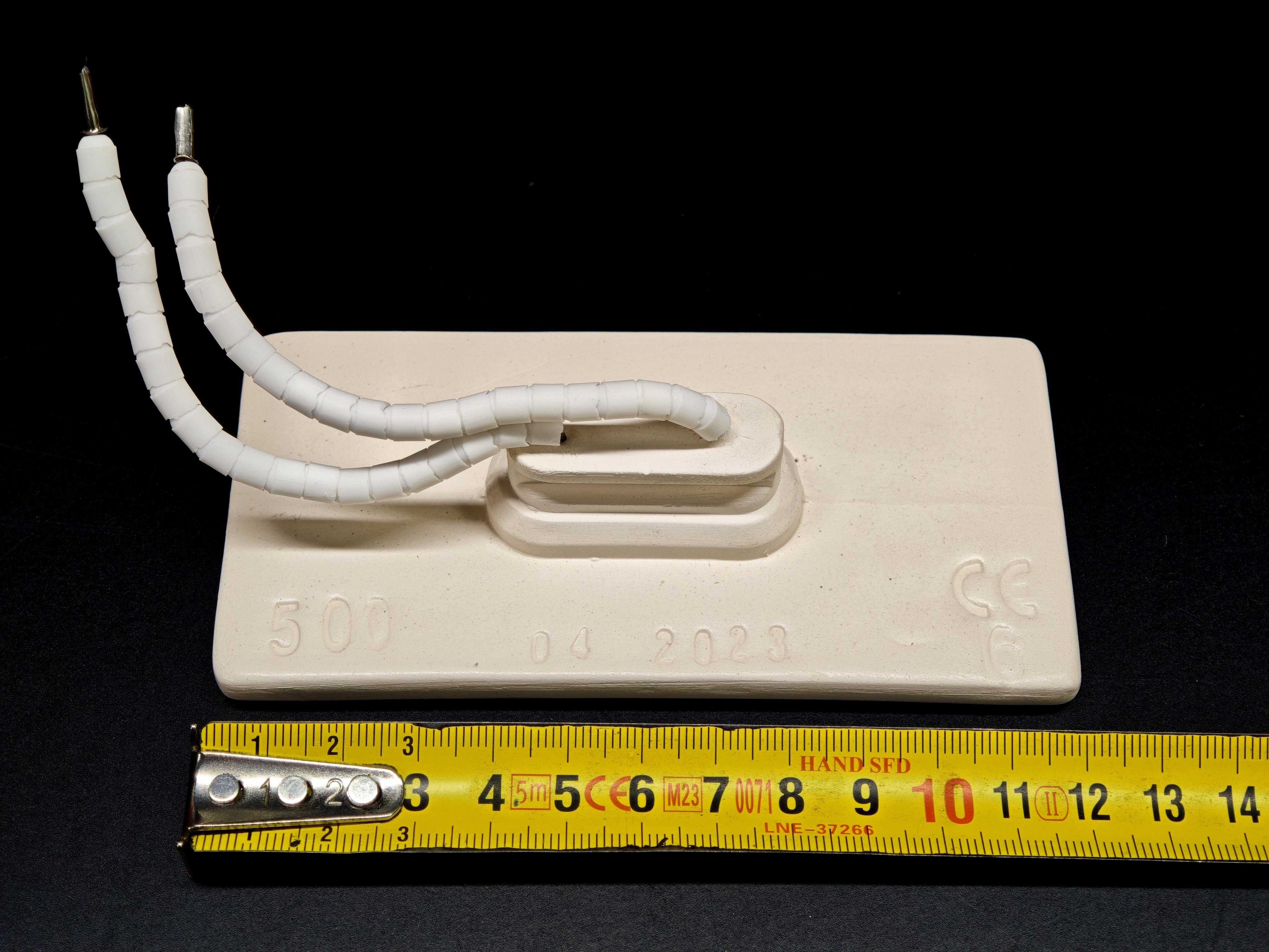 01.Plain (White) Ceramics ResistancesInfrared Ceramic Heater Element Flat 122x60mm 500W 230V White – HSF ModelInfrared Ceramic Heater Element Flat 122x60mm 500W 230V White – HSF Model