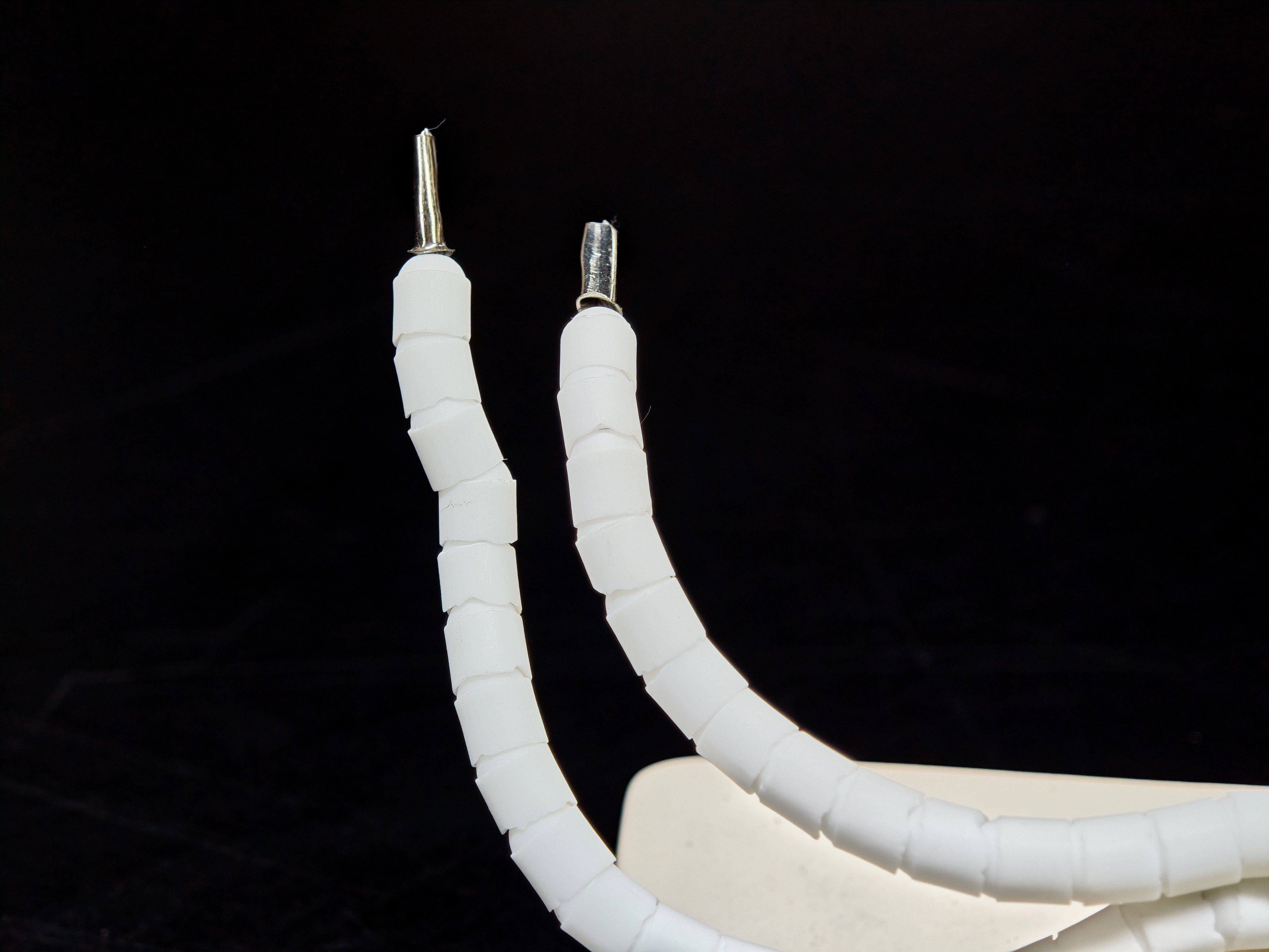 01.Plain (White) Ceramics ResistancesInfrared Ceramic Heater Element Flat 122x60mm 500W 230V White – HSF ModelInfrared Ceramic Heater Element Flat 122x60mm 500W 230V White – HSF Model