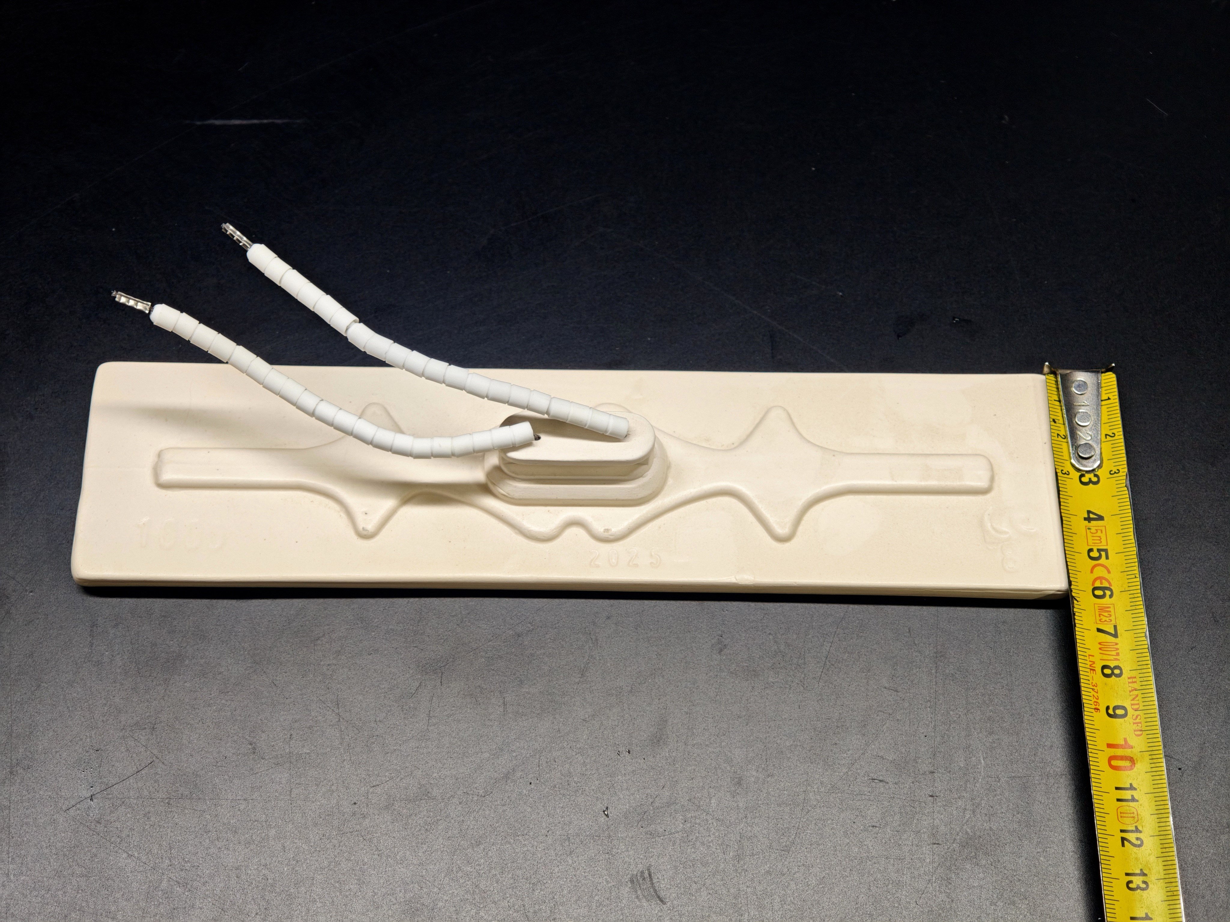 01.Plain (White) Ceramics ResistancesInfrared Ceramic Heater Element Flat 245x60mm 1000W 230V White – FSF ModelInfrared Ceramic Heater Element Flat 245x60mm 1000W 230V White – FSF Model
