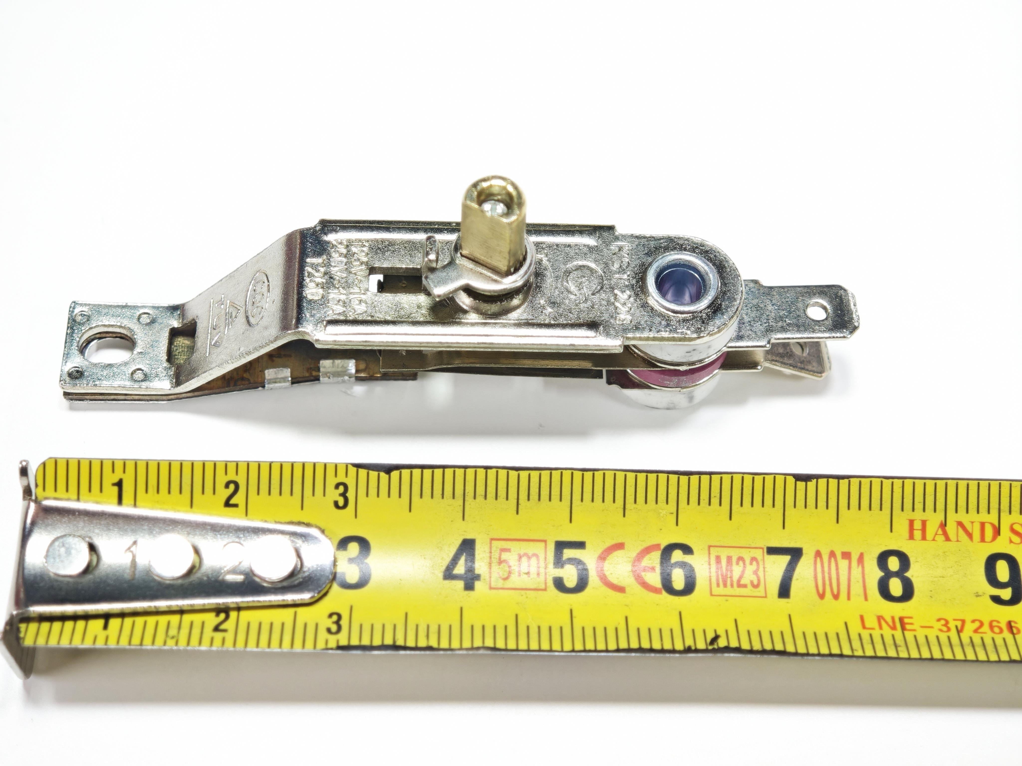 04.Bimetal ThermostatsSERN Tost Machine and Iron Thermostat Bimetal Socket Type Short Shaft 10A 250°C 230VSERN Tost Machine and Iron Thermostat Bimetal Socket Type Short Shaft 10A 250°C 230V