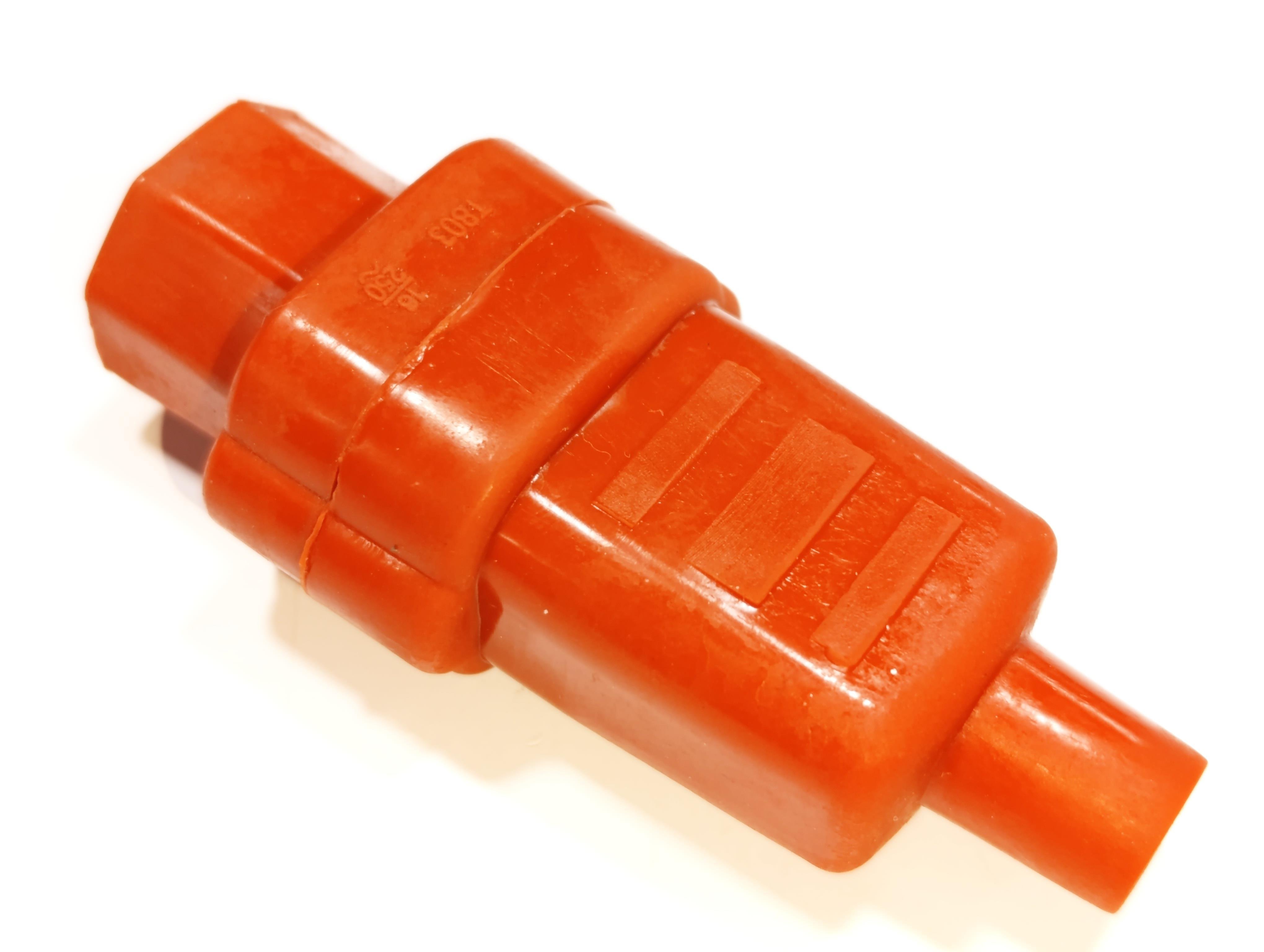 09.Industrial Plugs and SocketsTYP-DÜ-3-SI Industrial Flat Model Silicone 300°C 16A 250V 3-Pin Male PlugTYP-DÜ-3-SI Industrial Flat Model Silicone 300°C 16A 250V 3-Pin Male Plug