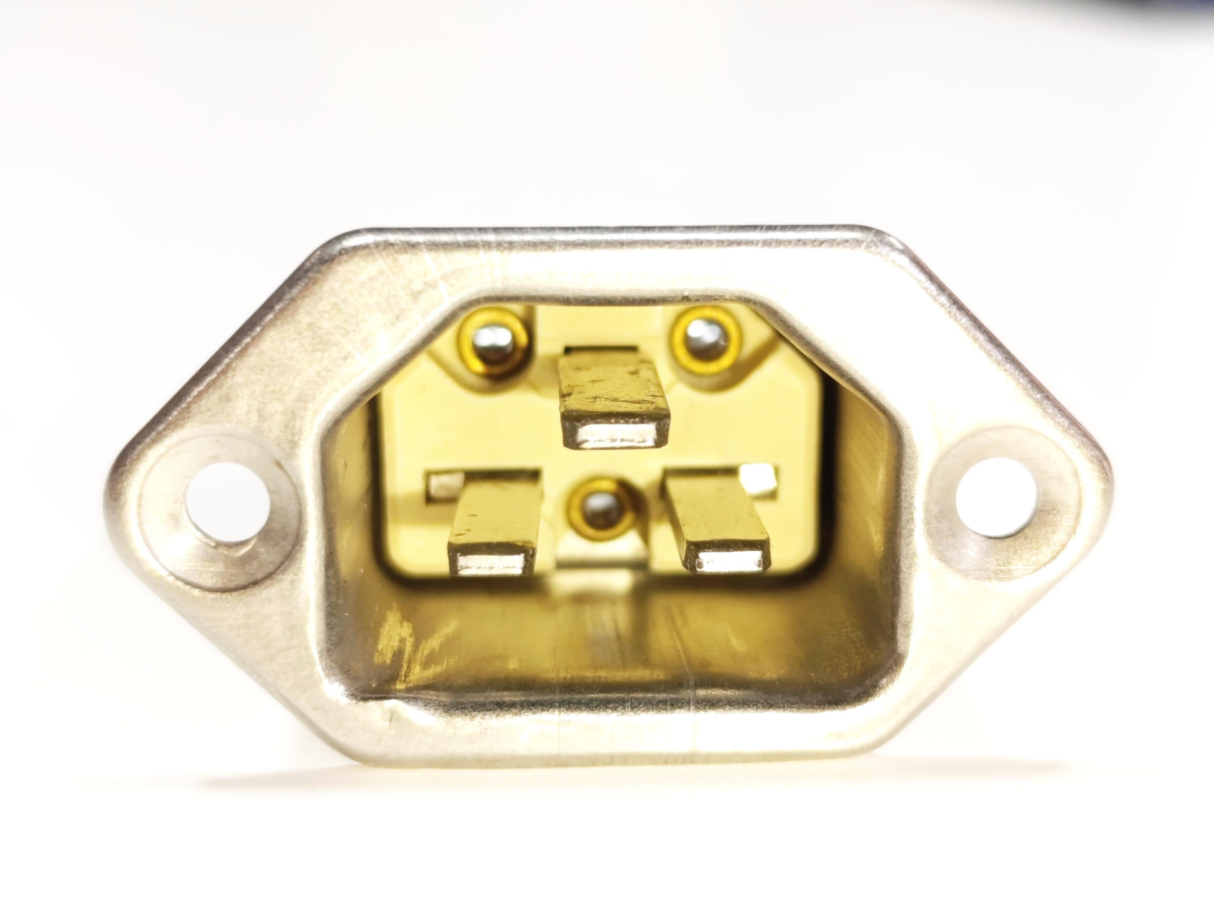 09.Industrial Plugs and SocketsTYP-PRI-3 Industrial Socket – Aluminum/Ceramic Body, 300°C, 16A 300VTYP-PRI-3 Industrial Socket – Aluminum/Ceramic Body, 300°C, 16A 300V