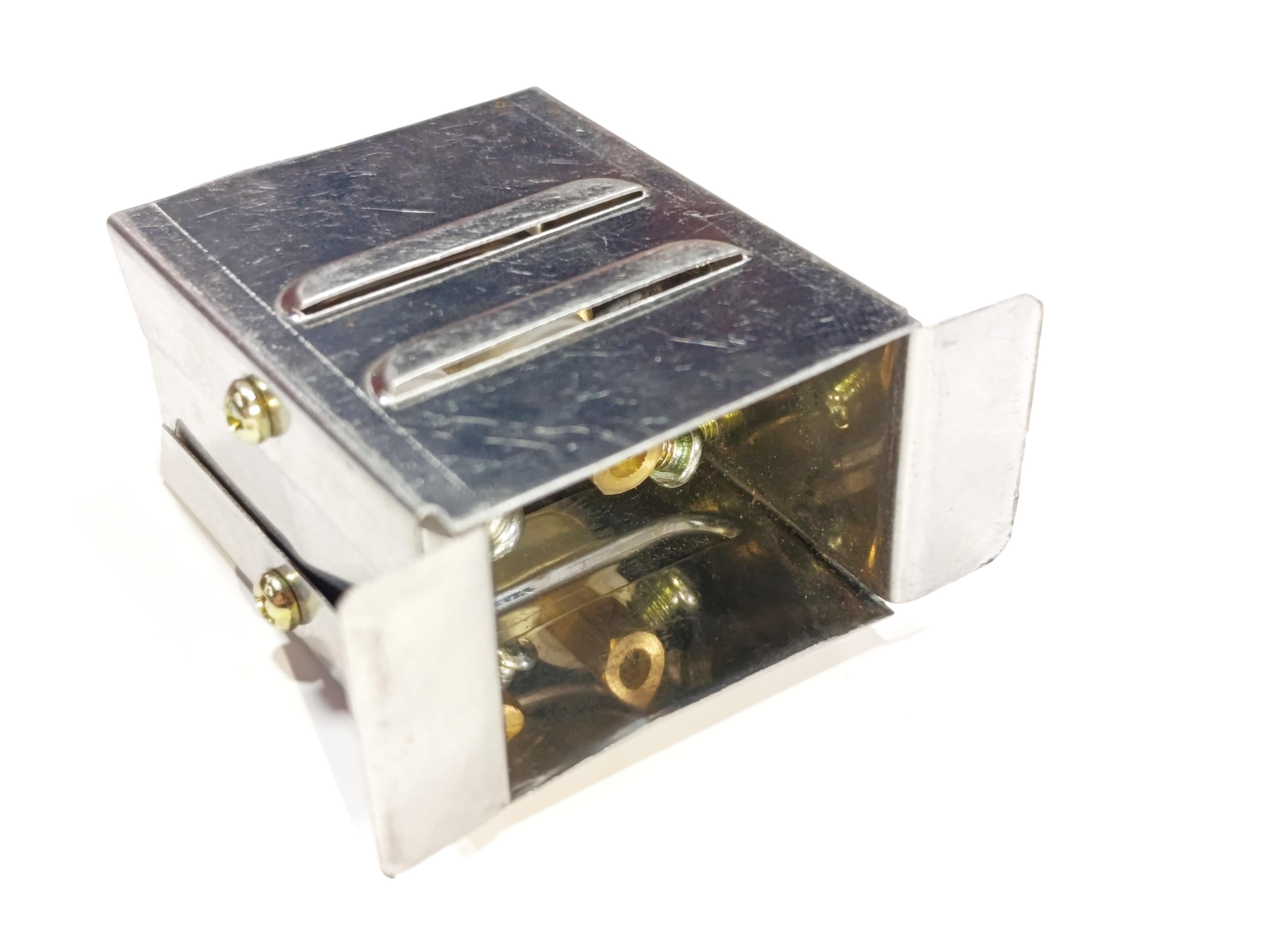09.Industrial Plugs and SocketsTYP-PRI-SA-2 Industrial Socket – Aluminum/Ceramic Body, 200°C, 16A 230–400VTYP-PRI-SA-2 Industrial Socket – Aluminum/Ceramic Body, 200°C, 16A 230–400V