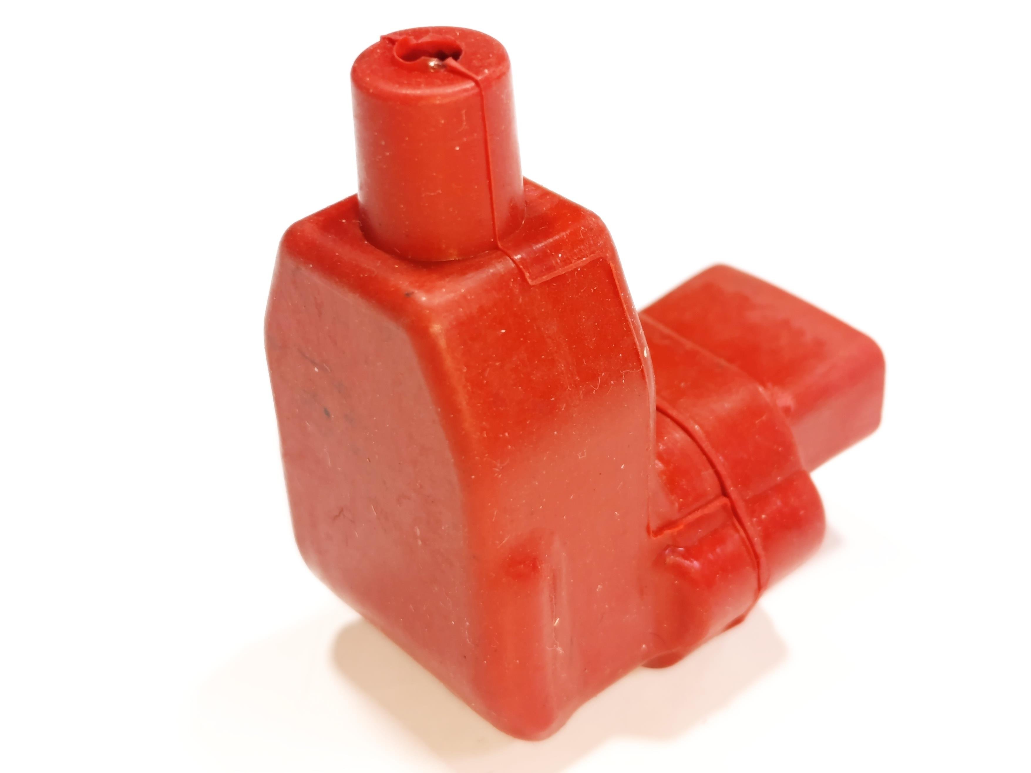 09.Industrial Plugs and SocketsTYP-YA-3-SI Industrial Side-Type 3-Pin Male Plug – Silicone Body, 300°C, 16A 250VTYP-YA-3-SI Industrial Side-Type 3-Pin Male Plug – Silicone Body, 300°C, 16A 250V