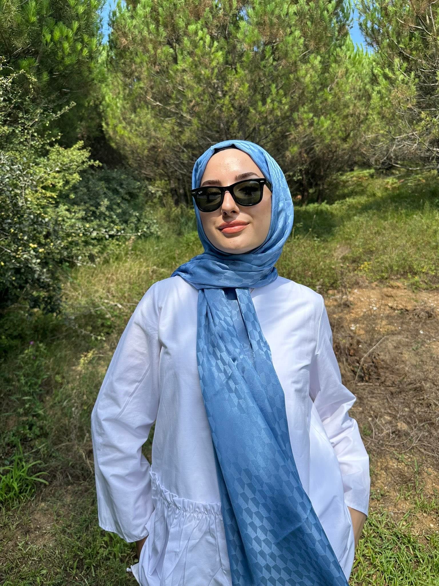 GÖL MAVİSİ QOZA DESEN İPEKSİ JAKAR ŞAL
