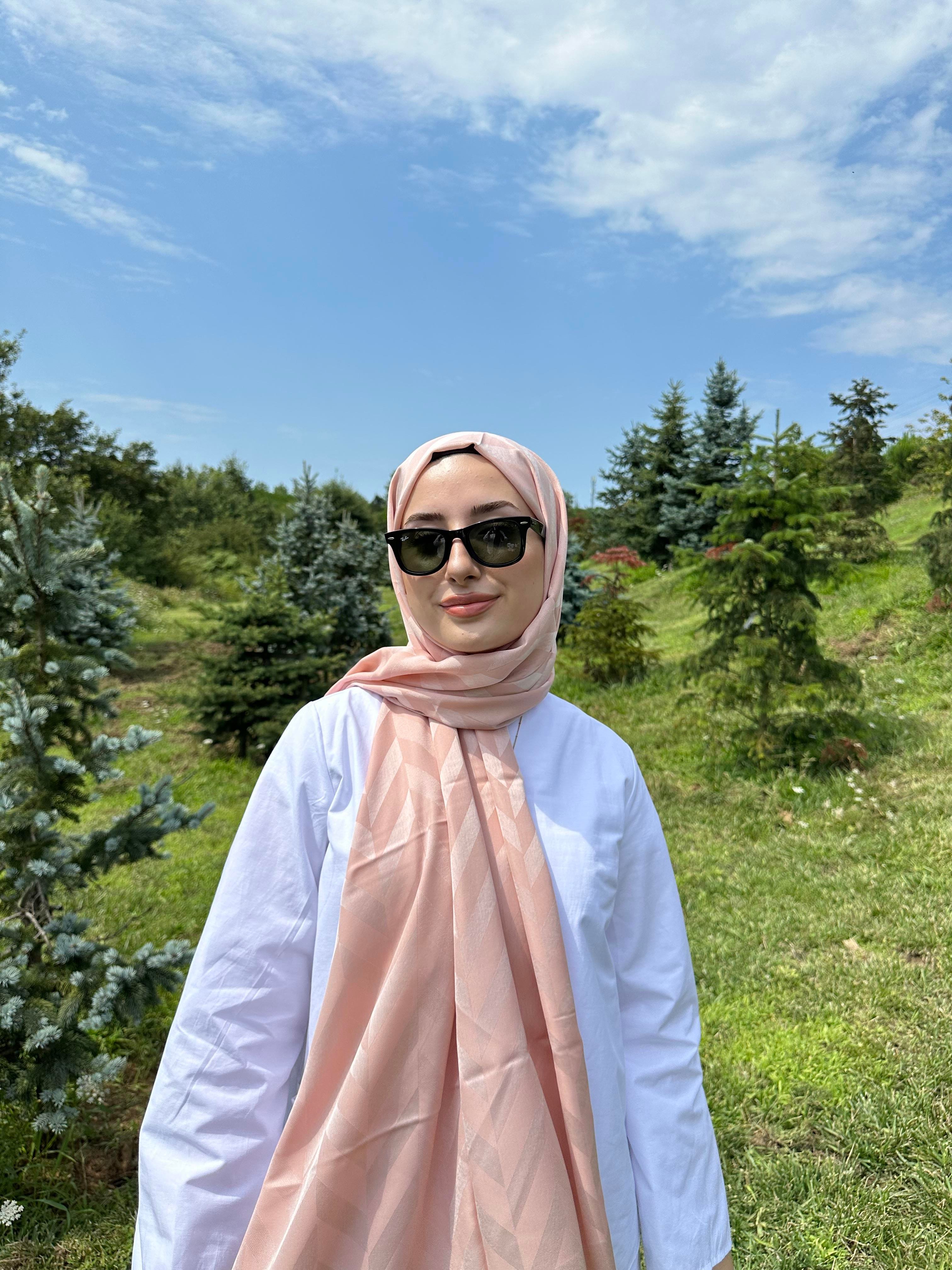 KİRAZ ÇİÇEĞİ BALIKSIRTI DESEN JAKAR ŞAL