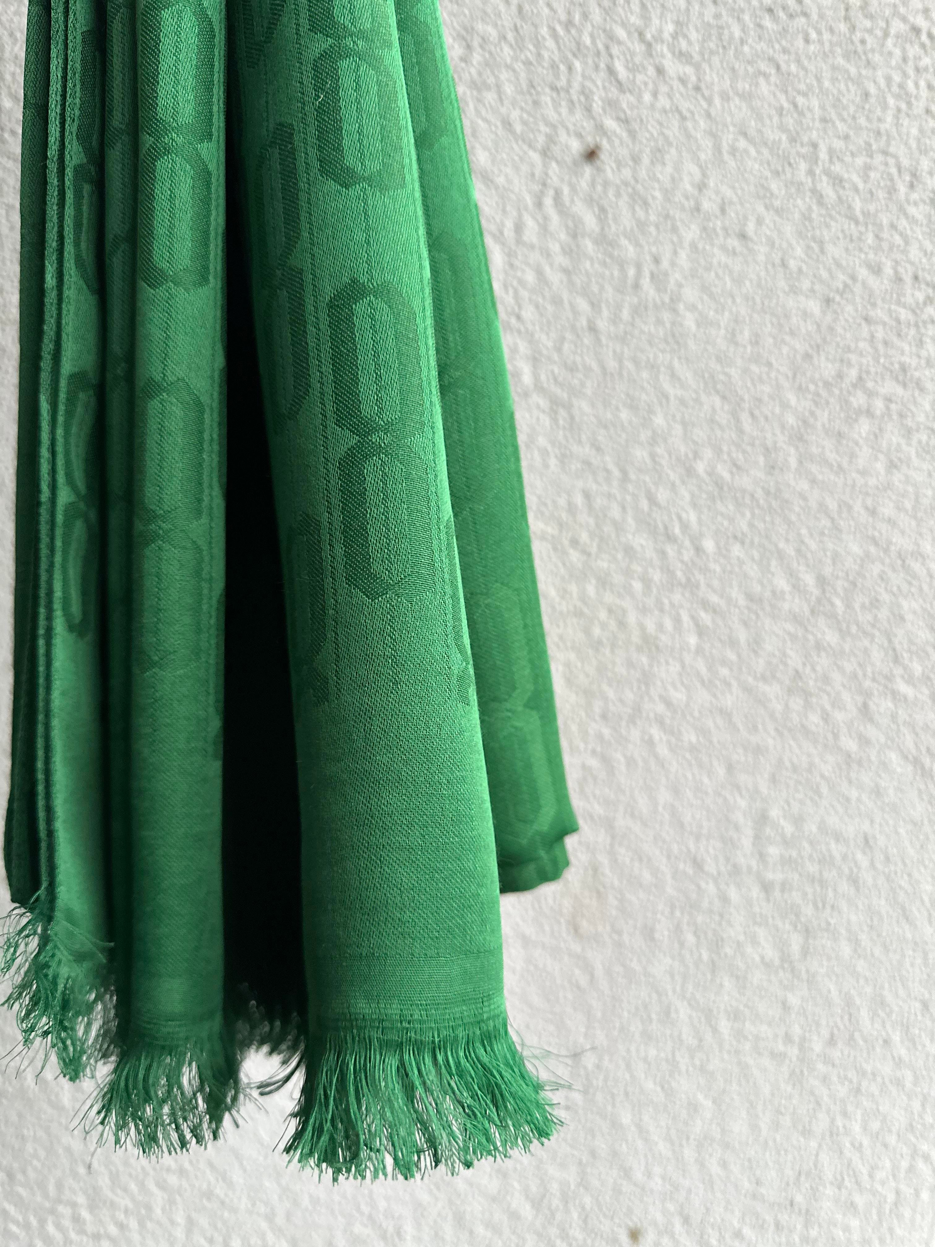 Koyu Benetton Zincir Desen Şal