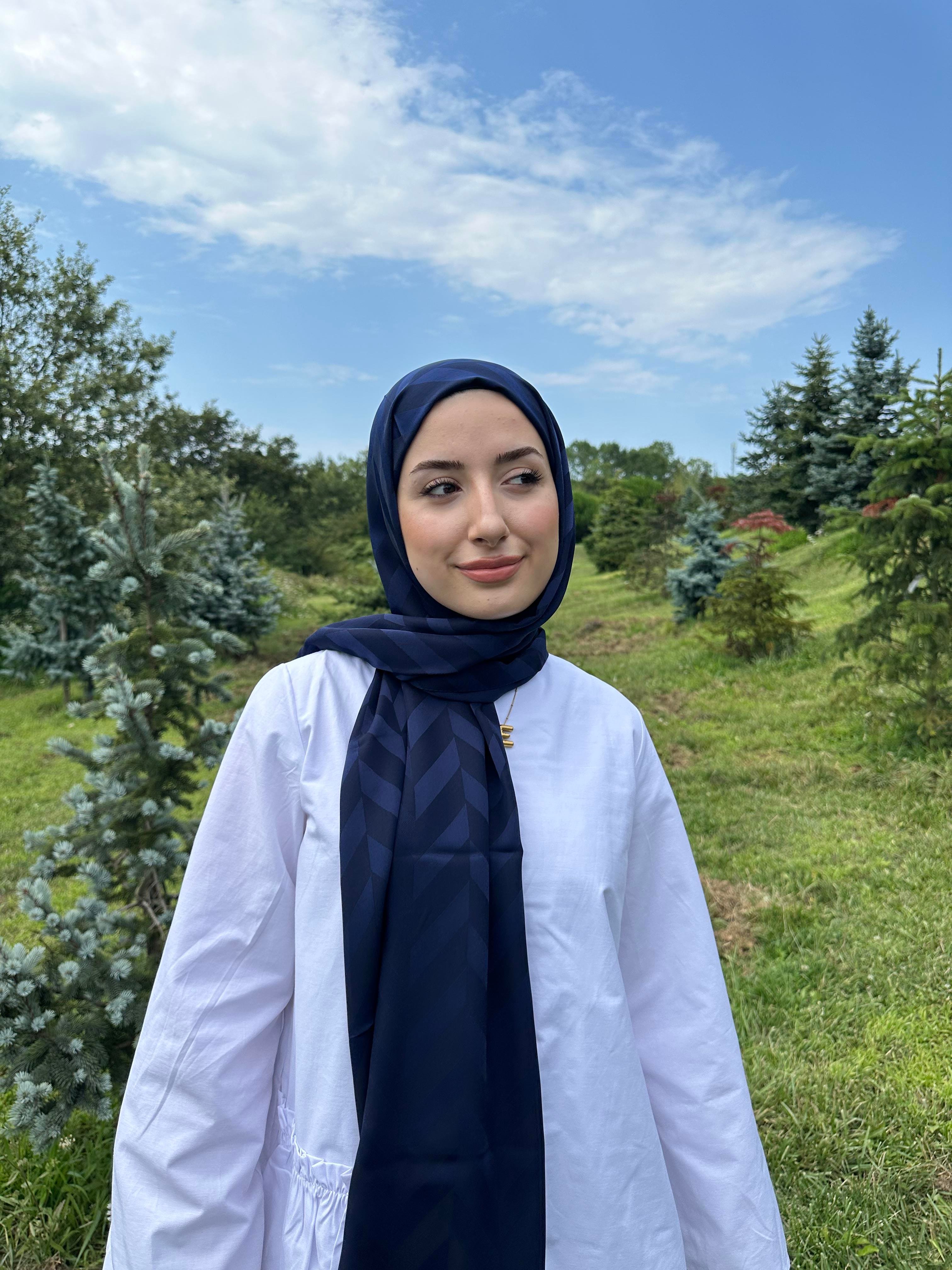 LACİVERT BALIKSIRTI DESEN JAKAR ŞAL