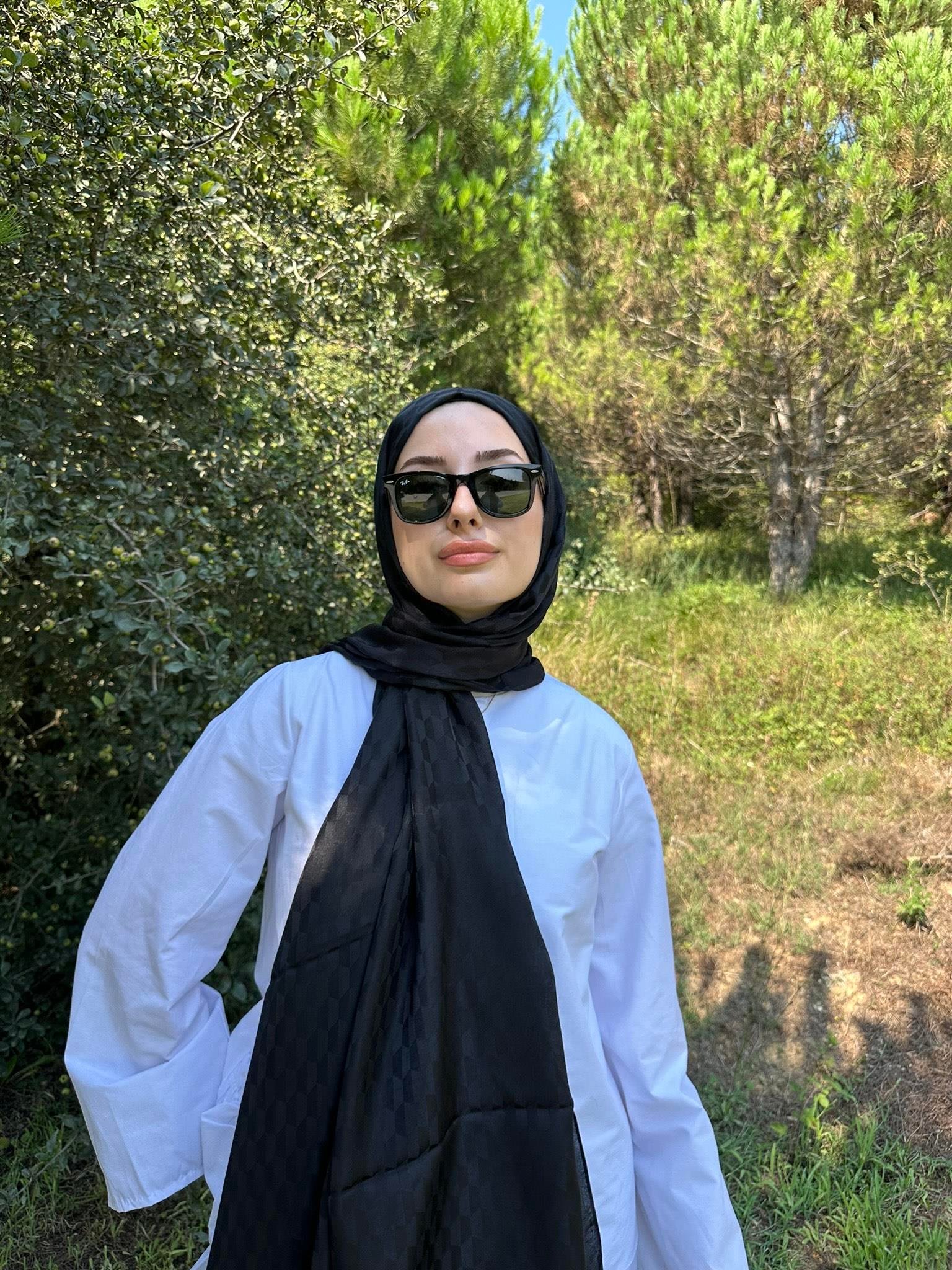 SİYAH QOZA DESEN İPEKSİ JAKAR ŞAL